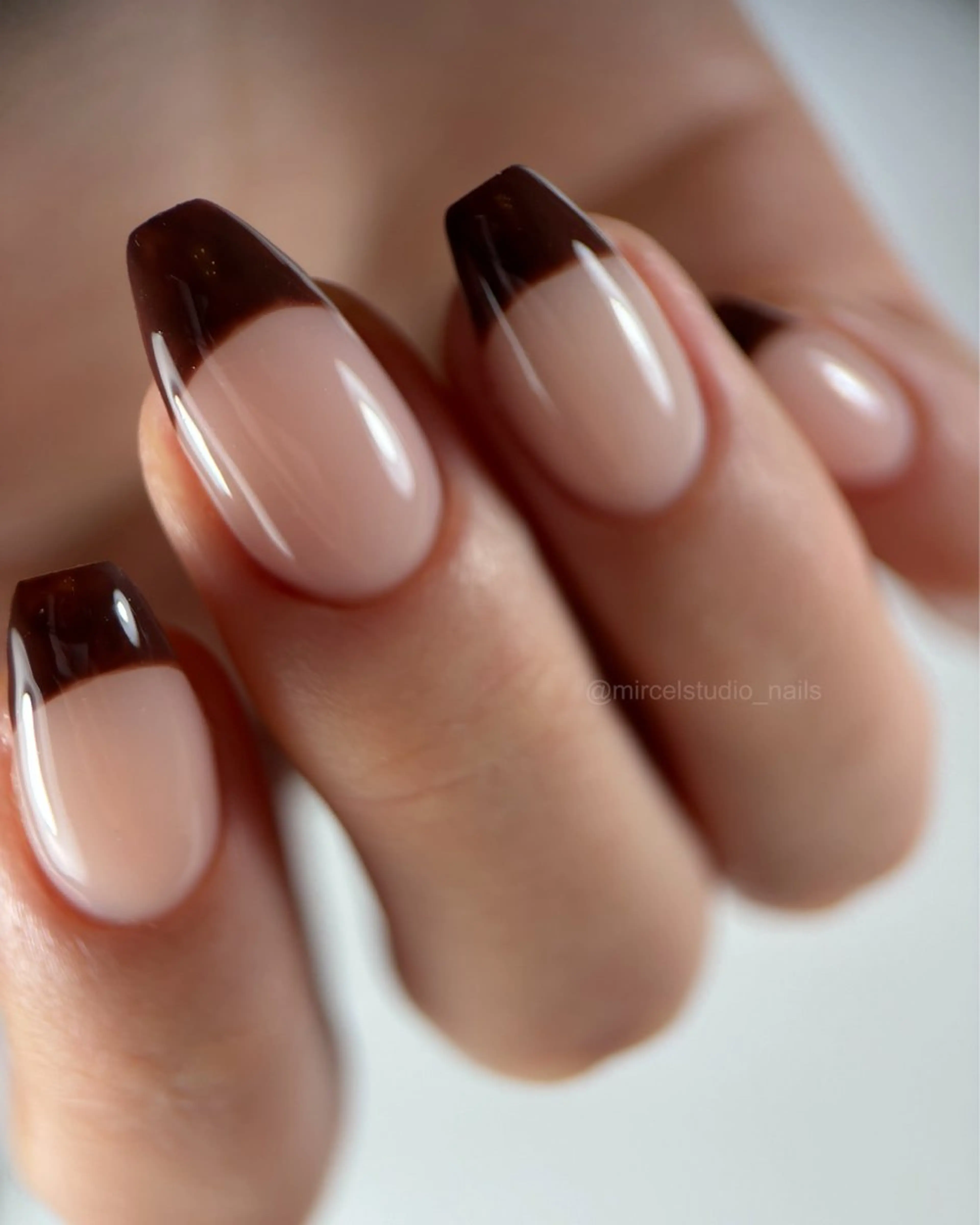 自爪 Long nail 自店オフ無料◆ワンカラー＋爪強化＋ロシアンマニキュア/マグネットネイル/フラッシュON okの写真