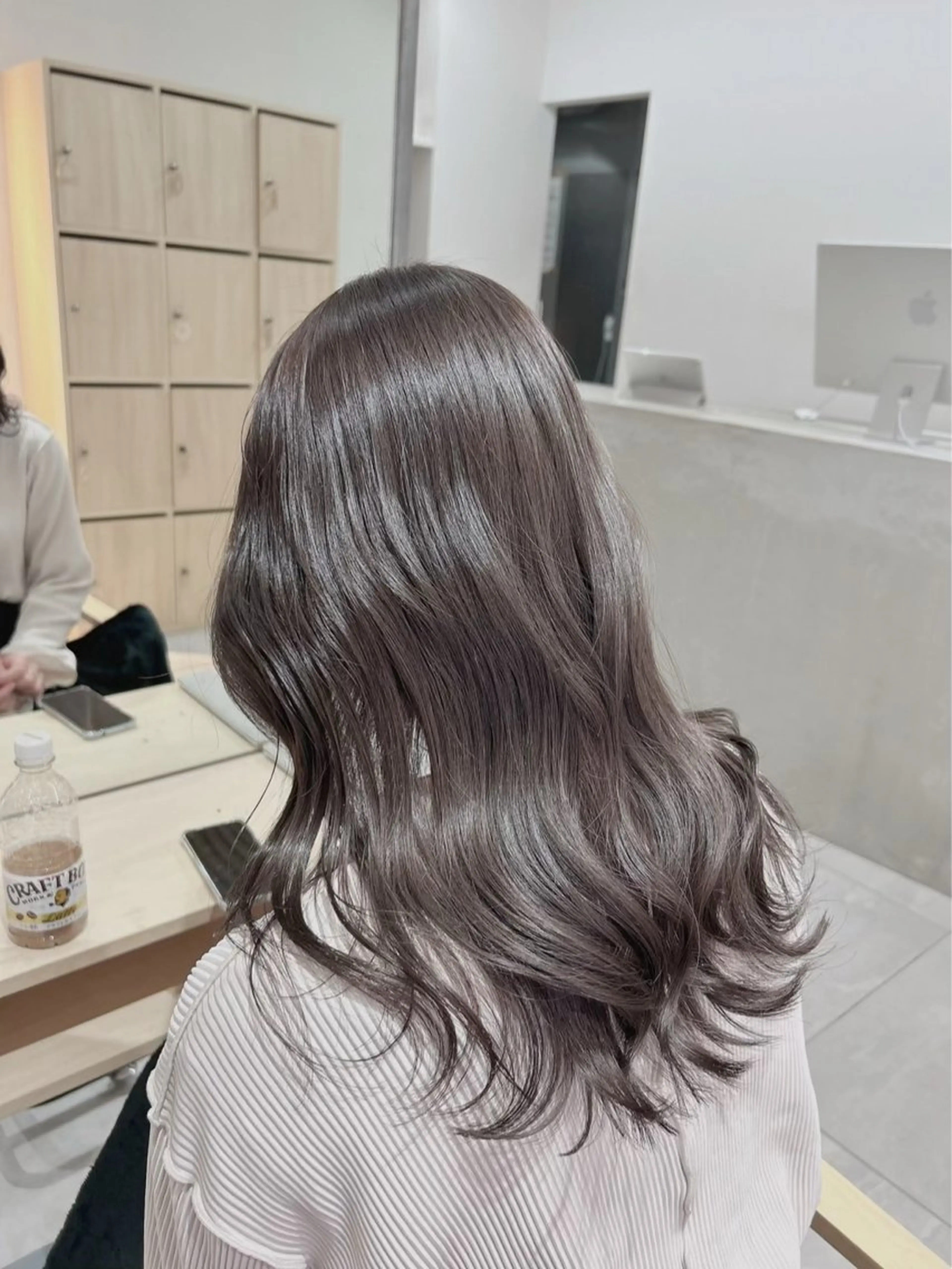 セミロング カラー ヘアカラー トリートメント ヘッドスパ 透明感カラー グレージュ/あいのヘアスタイル