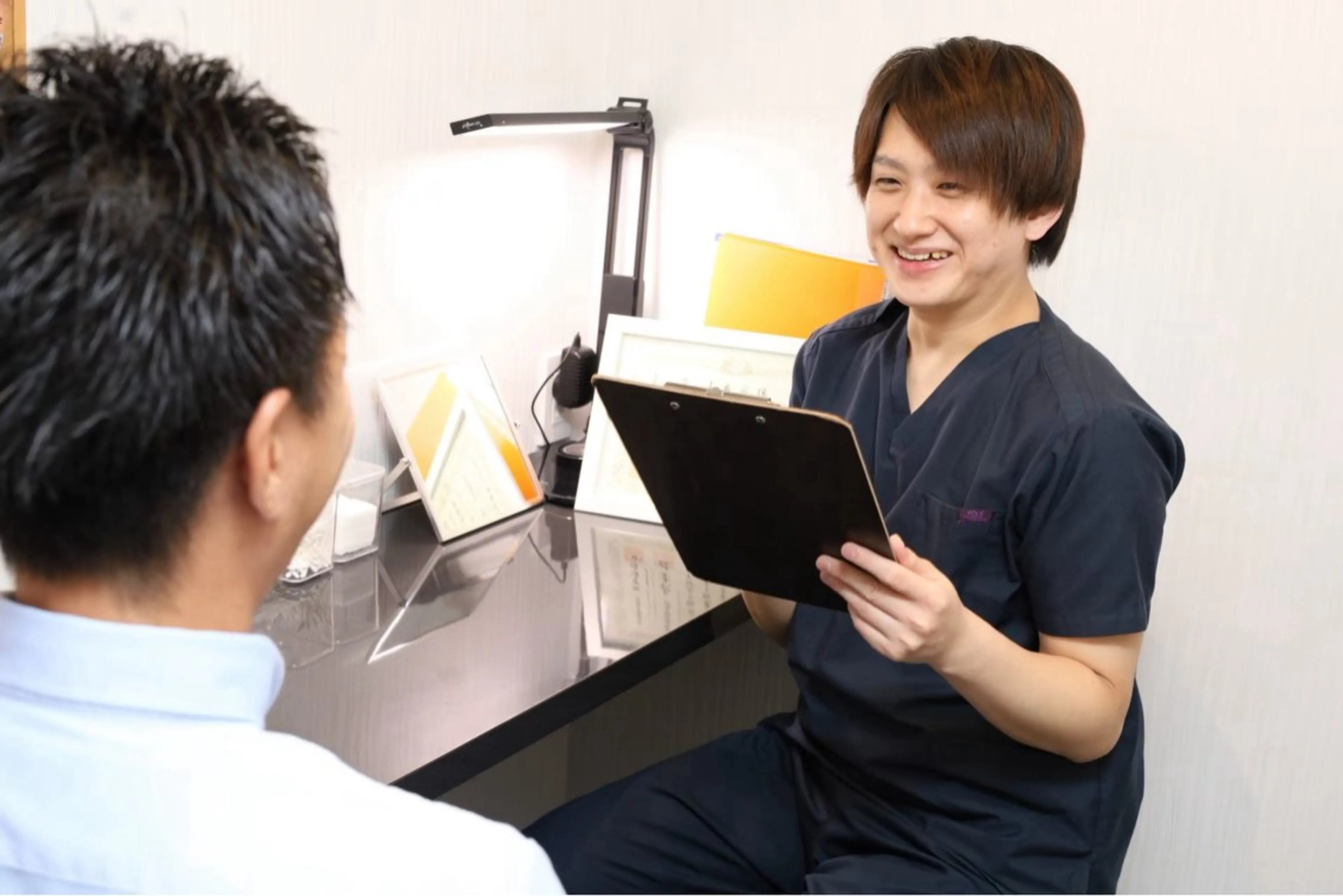 男子高生限定〈ミニモ学割〉🈹【足脱毛2回】+1,000円でヒゲ脱毛1カ所追加!テーピングの悩み解決!痛くない光脱毛!の写真