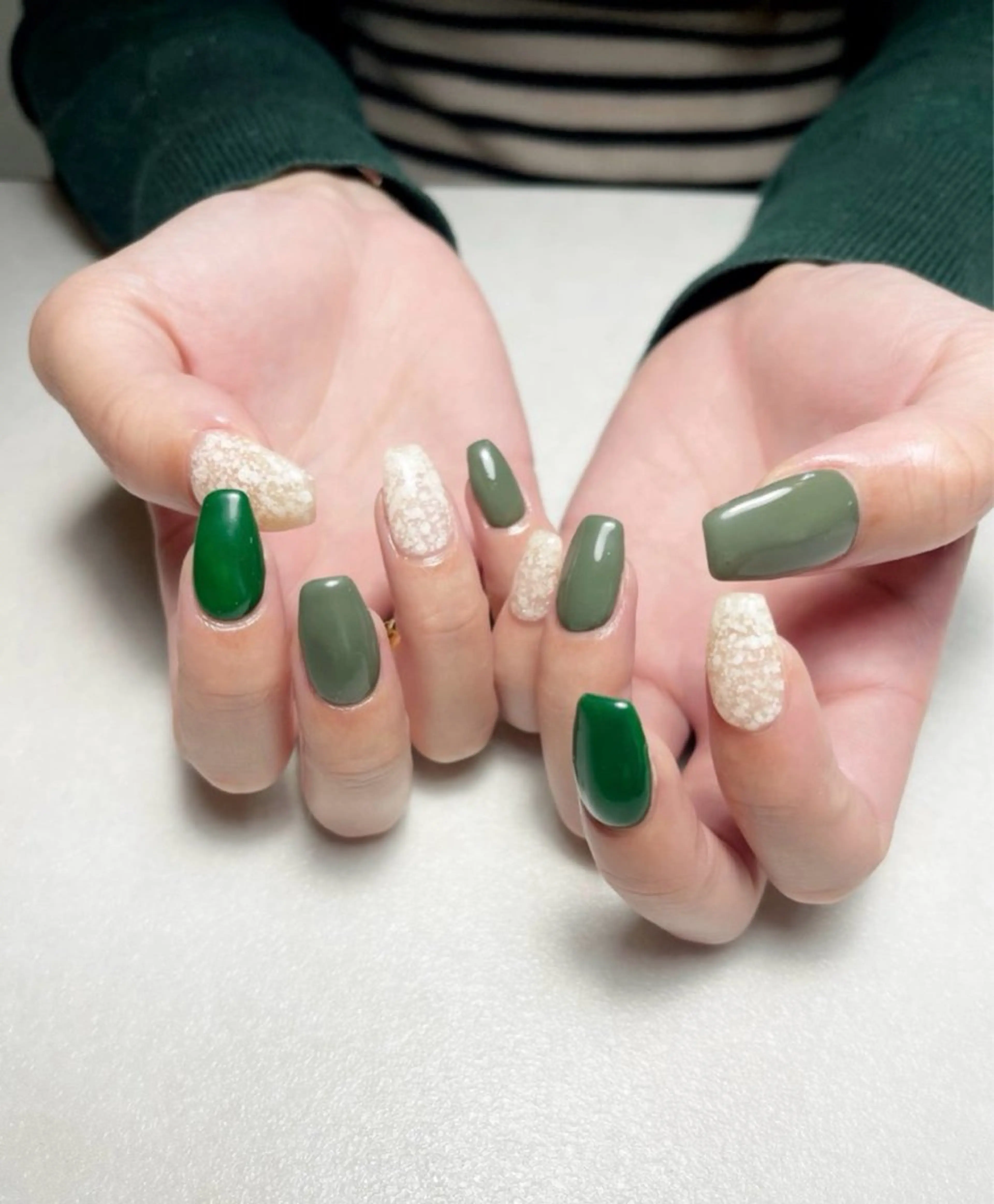 ネイル ワンカラーネイル ハンドネイル m. akiのネイルデザイン