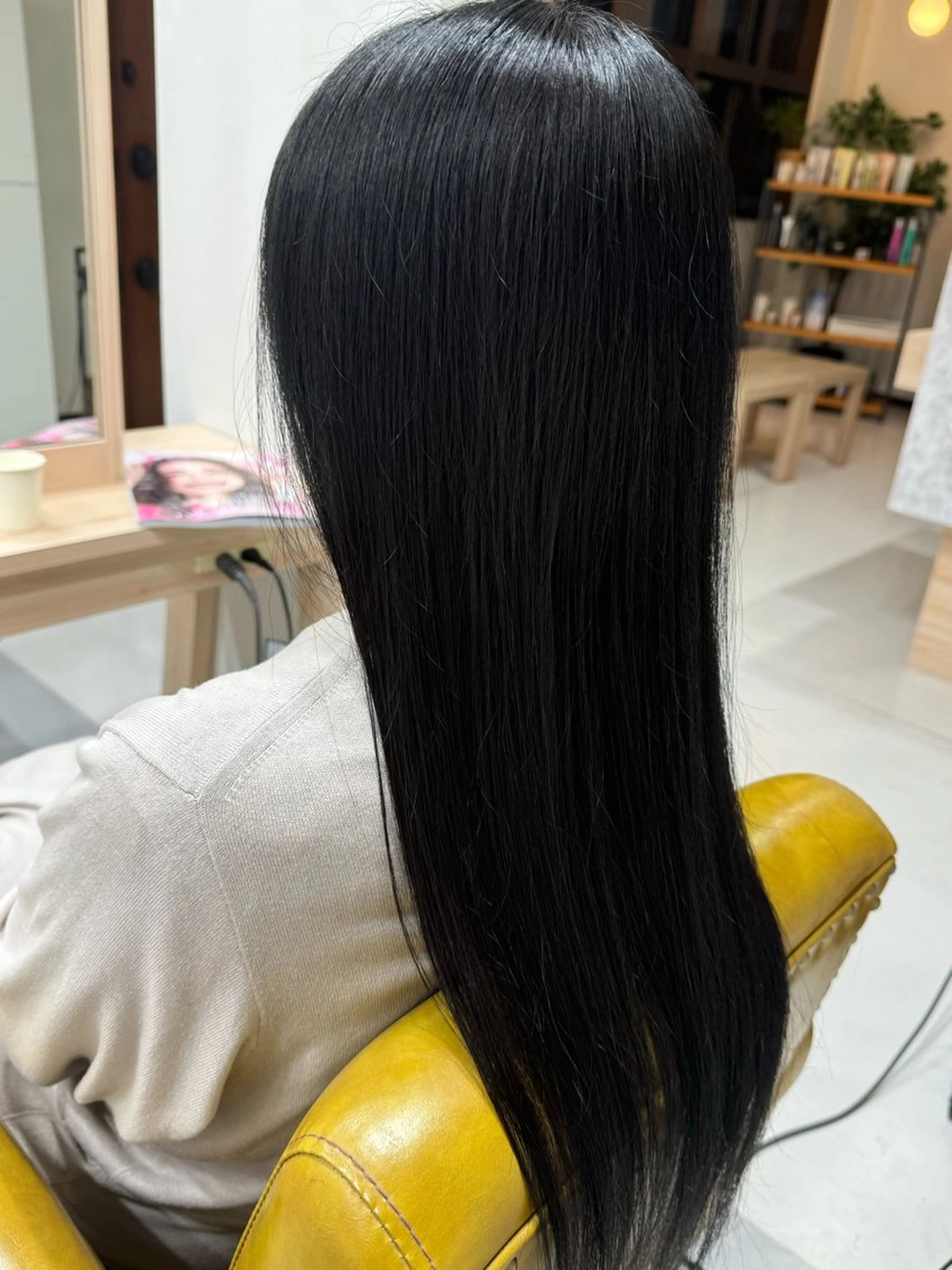 ロング カラー 大内 カオリのヘアスタイル