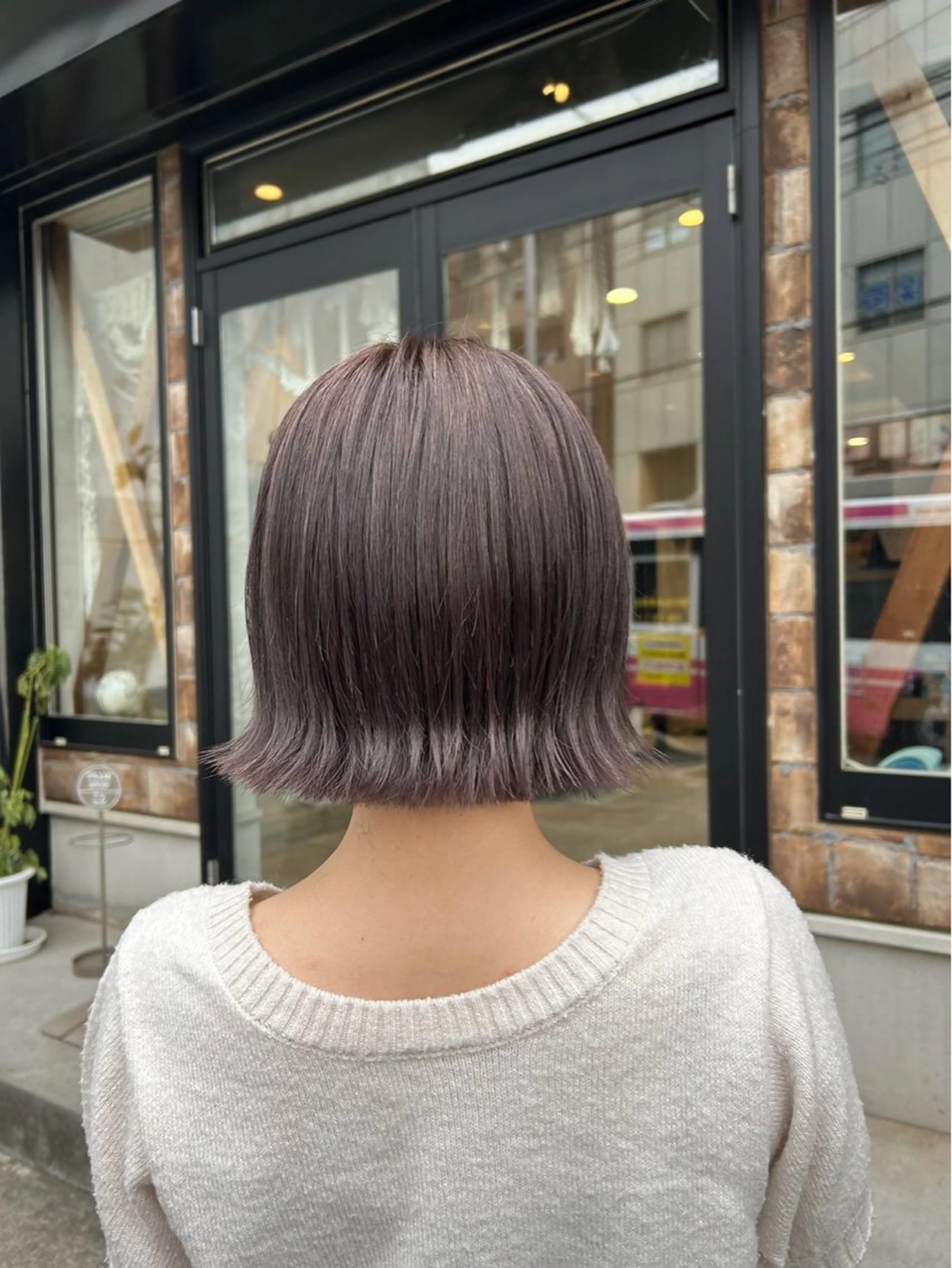 ショート ヘアカラー トリートメント まろやかなベージュ 小池春樹のヘアスタイル