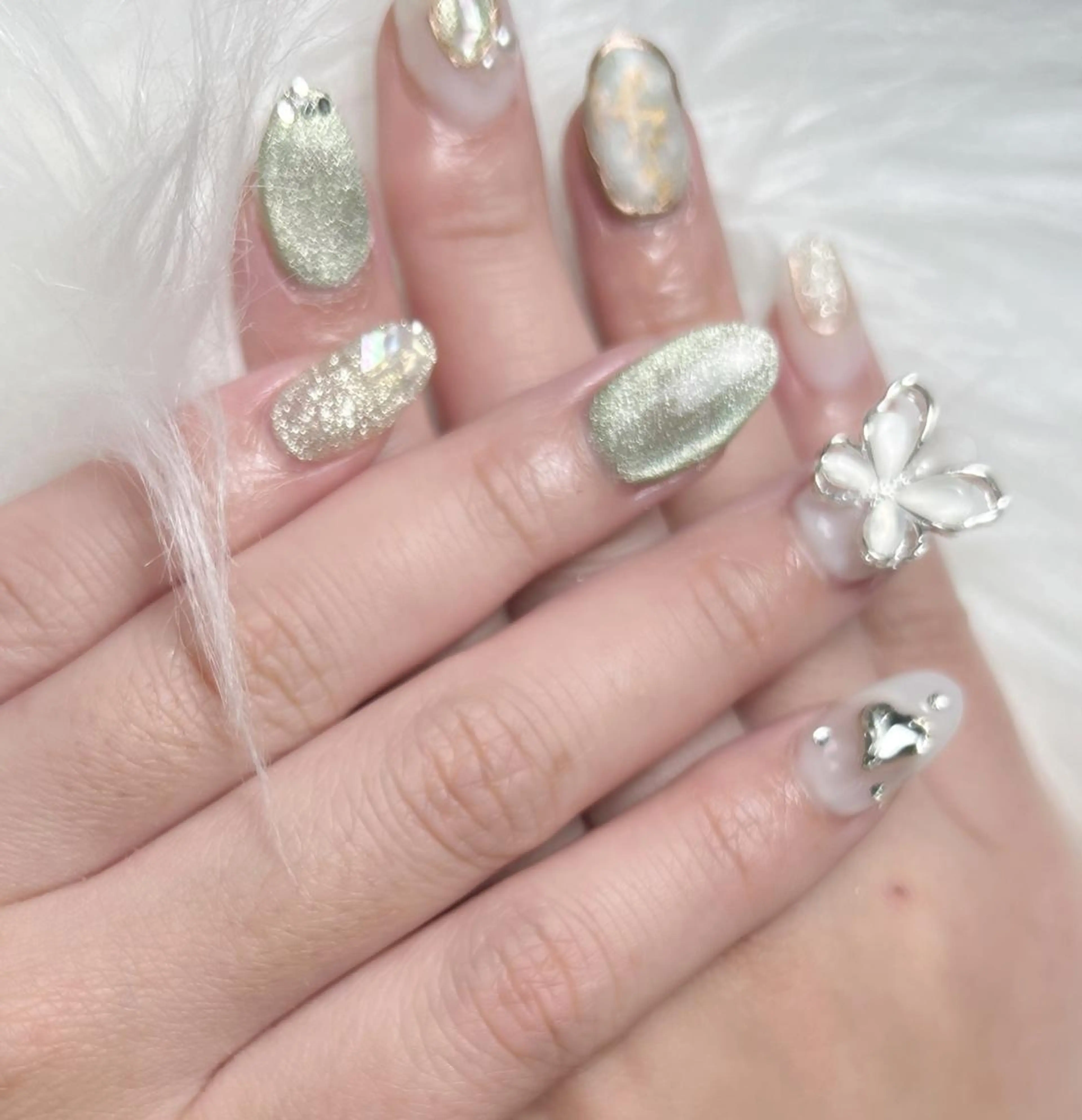 ネイル na🎀🎀na ちゅるちゅるのネイルデザイン