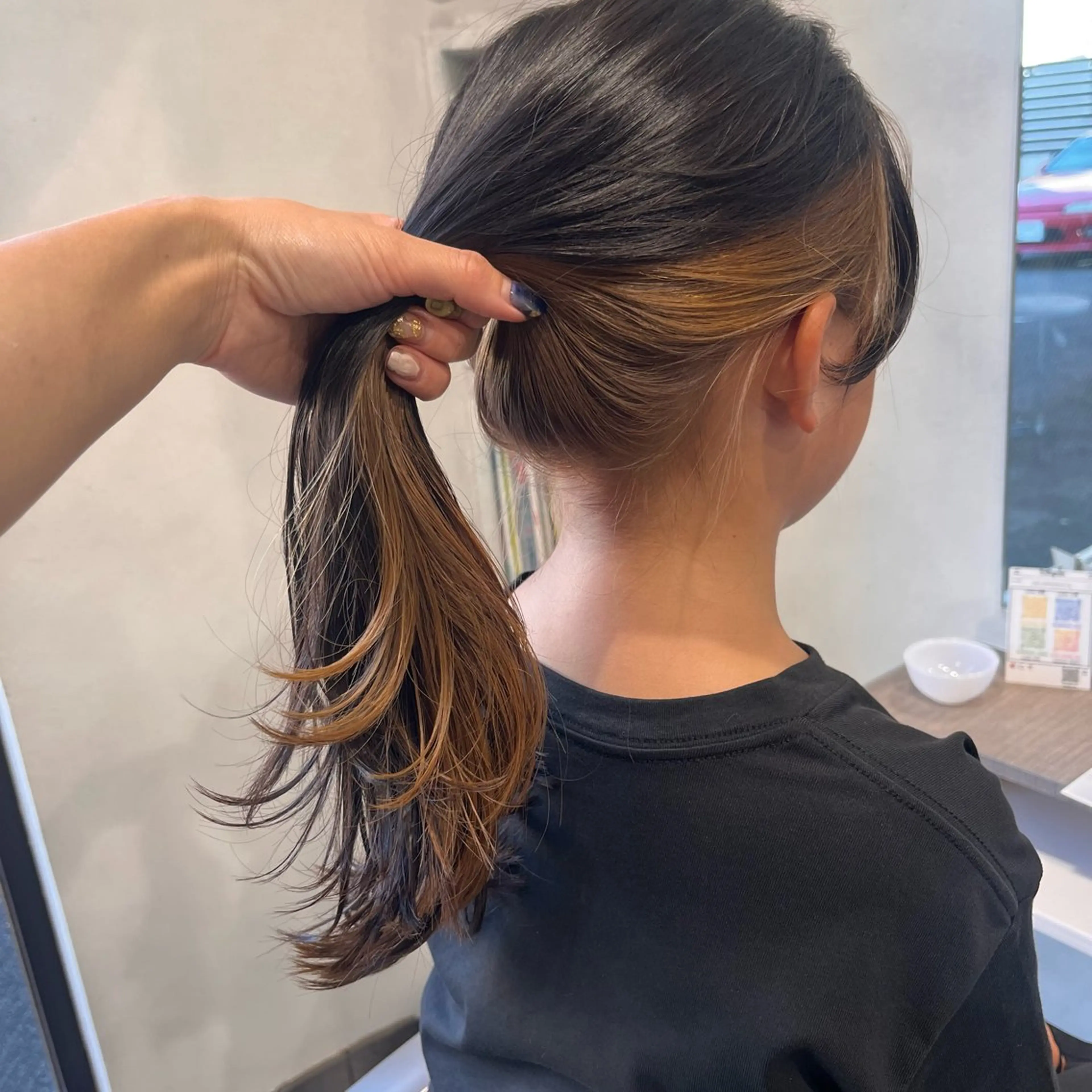 ロング カラー キッズ インナーカラー 学生 中村 友香のヘアスタイル