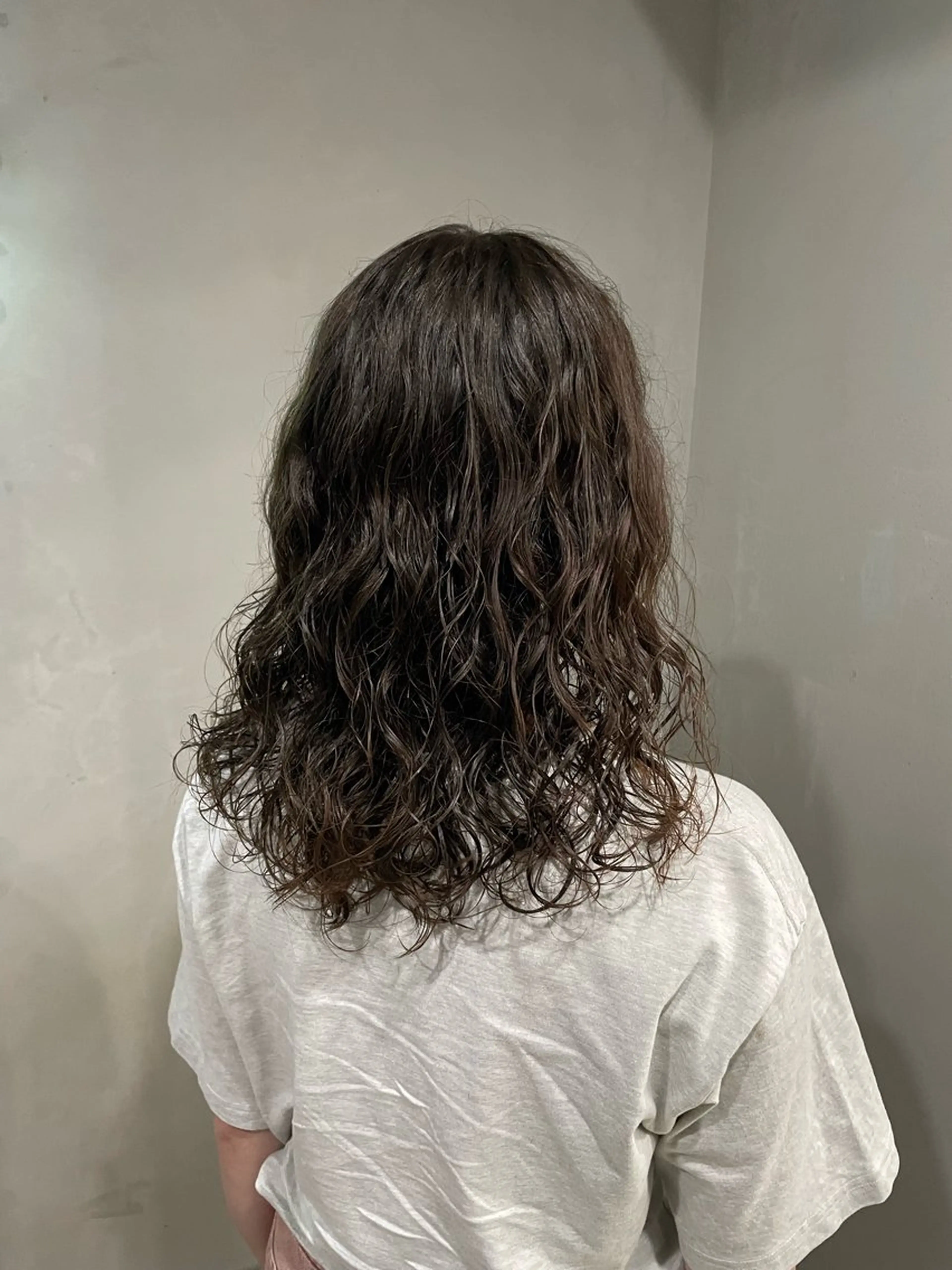 セミロング パーマ パーマ トリートメント Ameri 新宿所属・新宿/透明感カラー/ 髪質改善/桜良のヘアスタイル