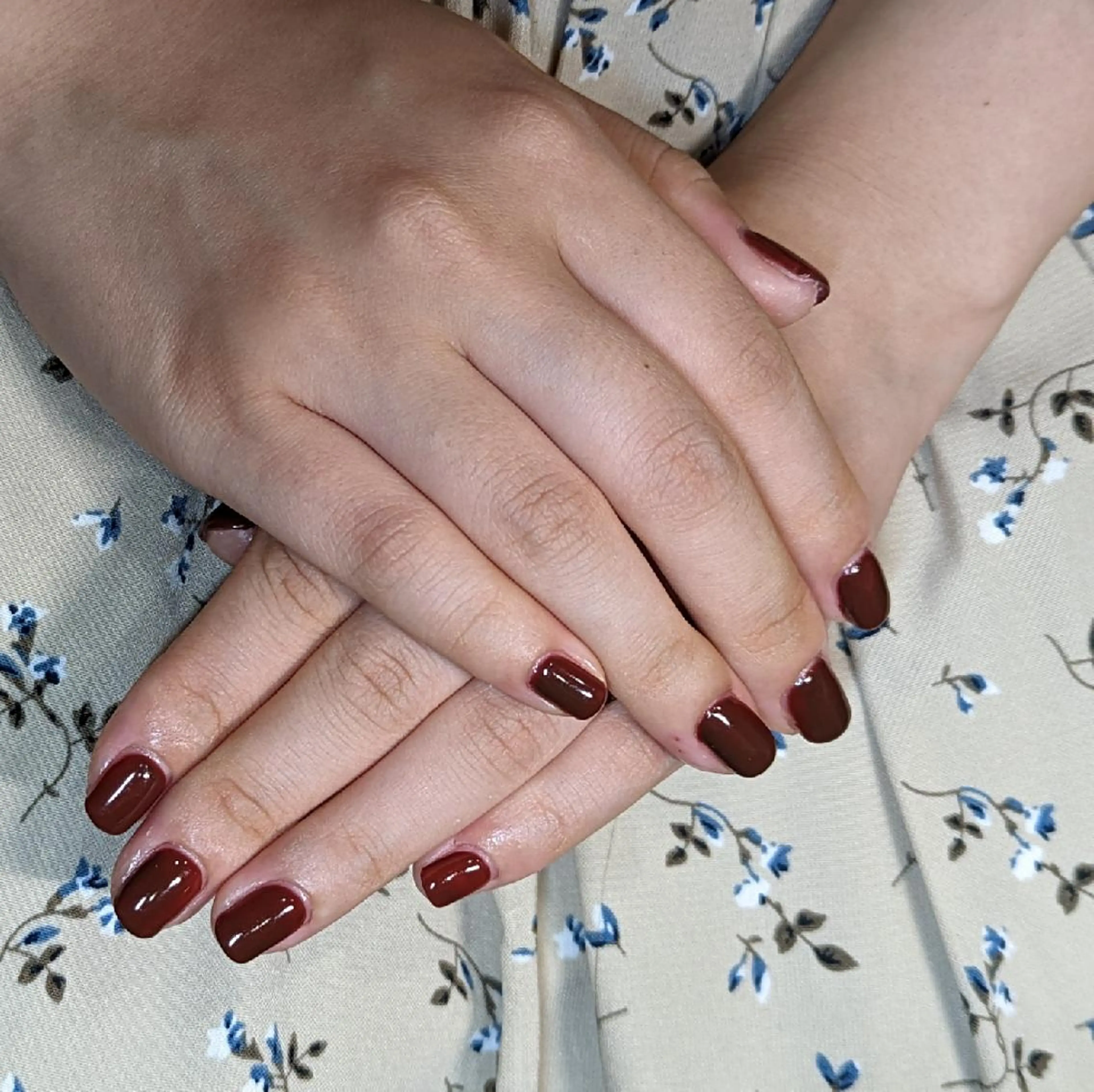 ネイル ブラウン ハンドネイル ハンドケア ナリタ・ マミのネイルデザイン