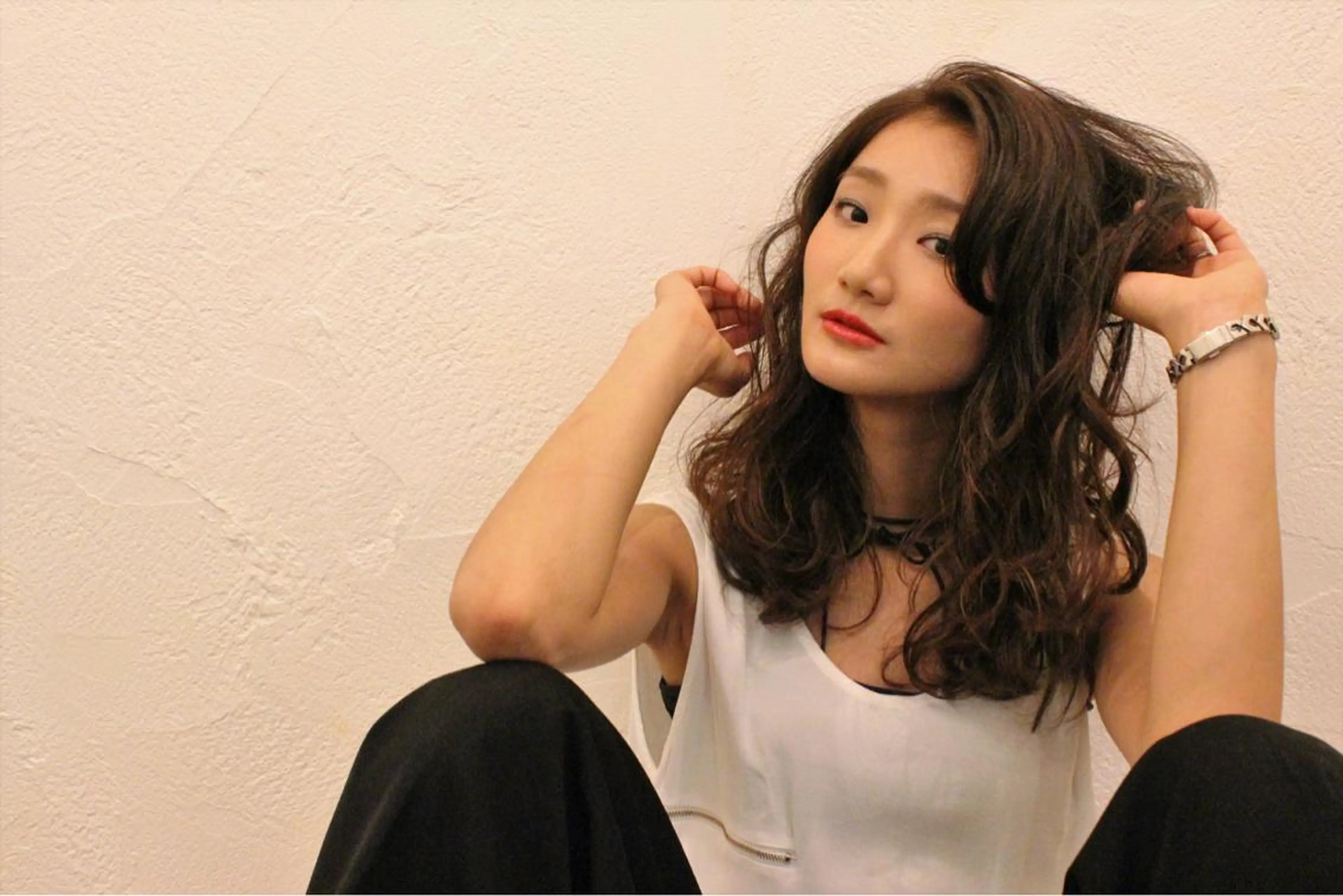 セミロング カラー パーマ 所渉/韓国レイヤー /ウルフカットのヘアスタイル