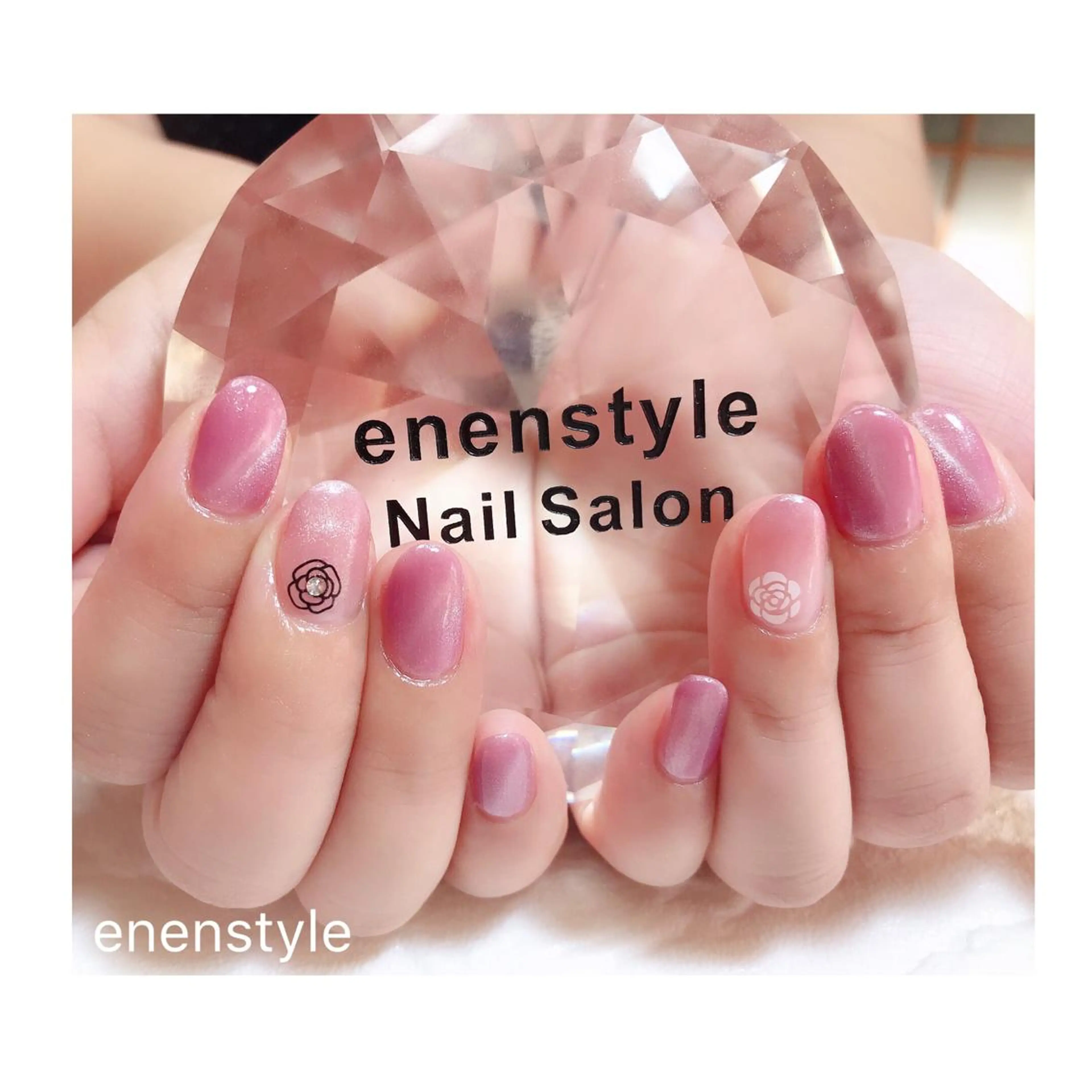 ショート ネイル ジェルネイル ニュアンスネイル オフィスネイル ピンク シンプルネイル ハンドネイル 👑enen style👑のネイルデザイン