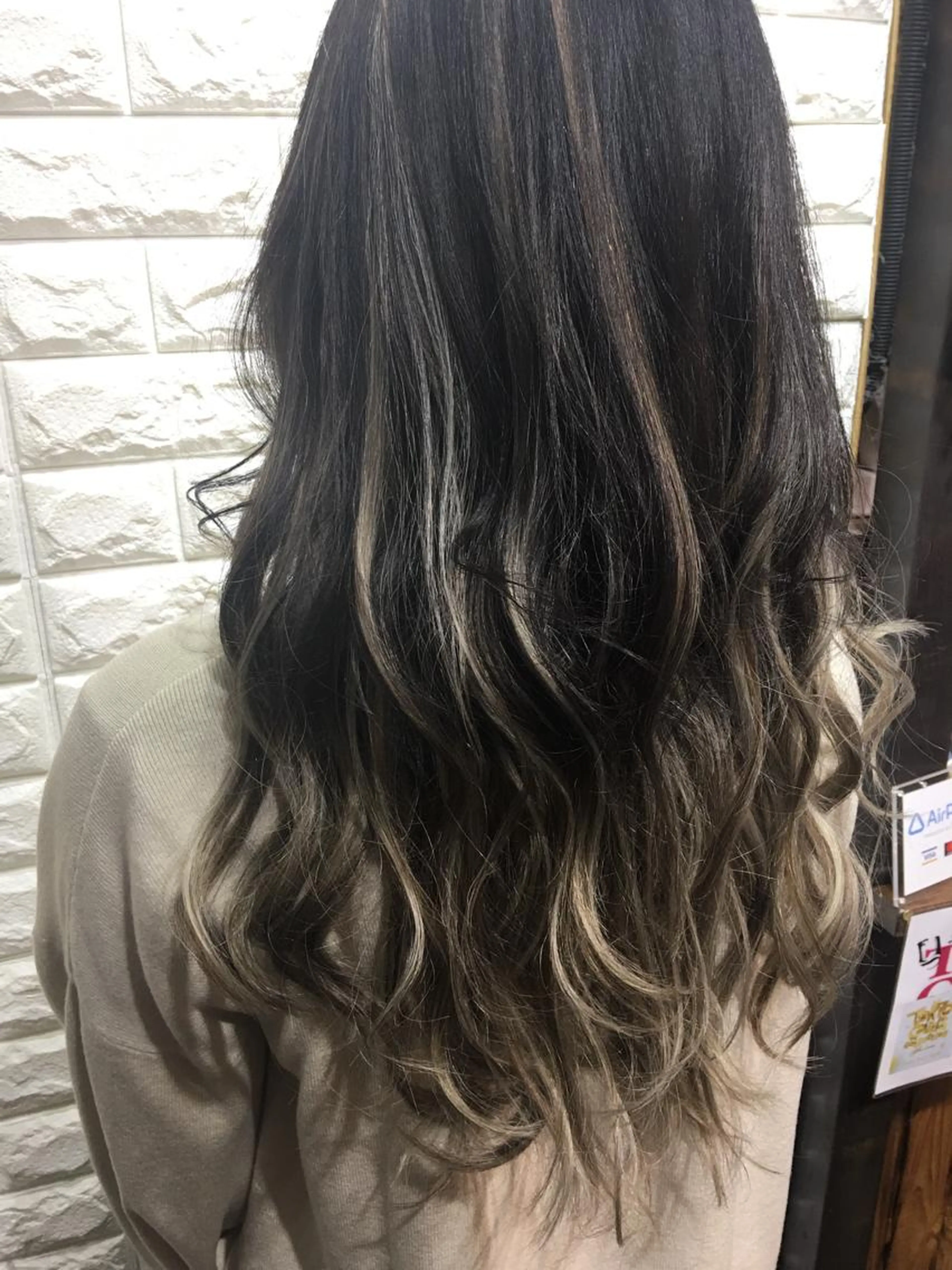 12月限定1日3名まで☆ヘアカラー & 最高級シールエクステ80枚の写真