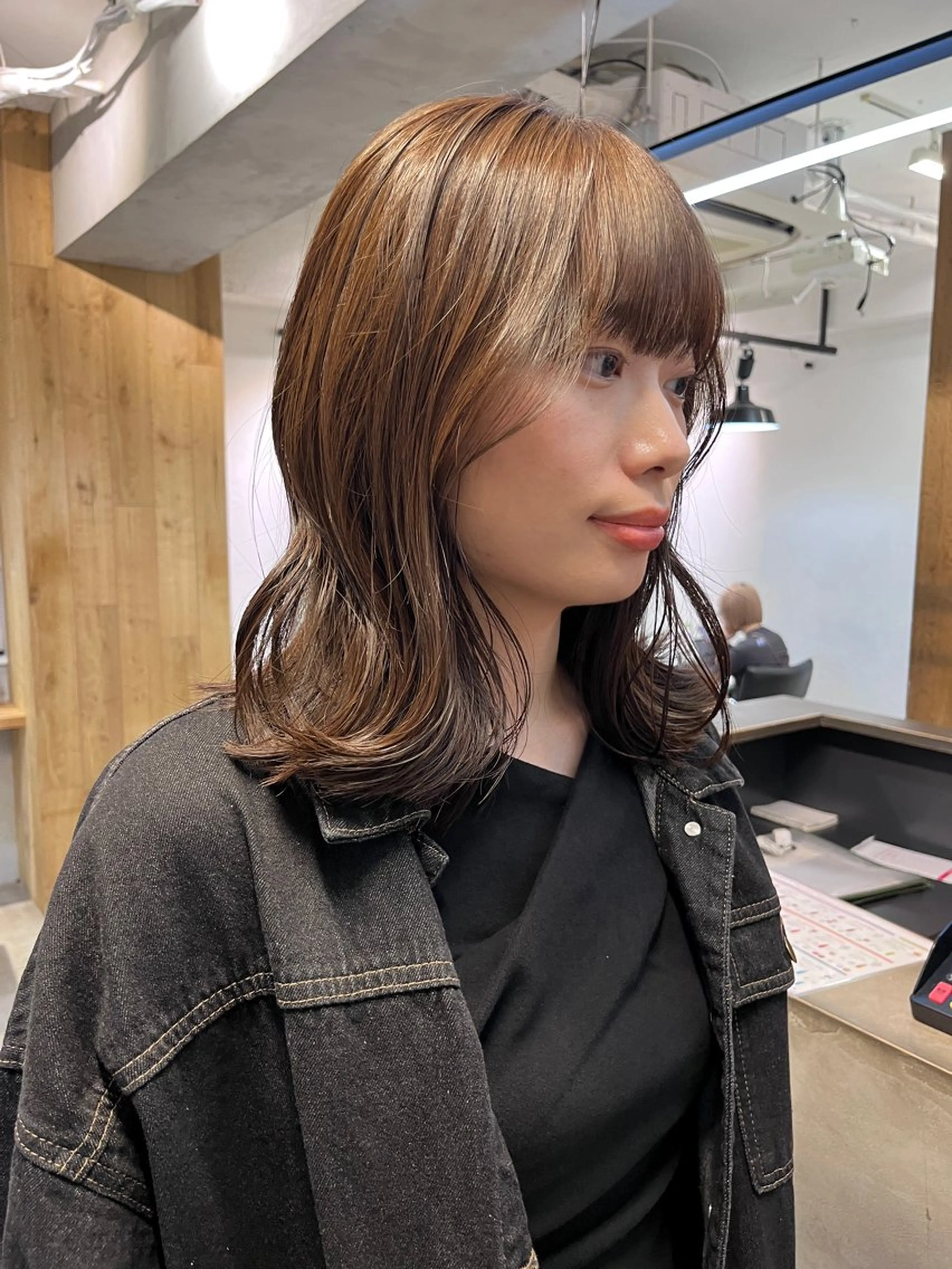 ミディアム カラー ヘアカラー トリートメント ナチュラルなヘア /ヨシダトモキのヘアスタイル