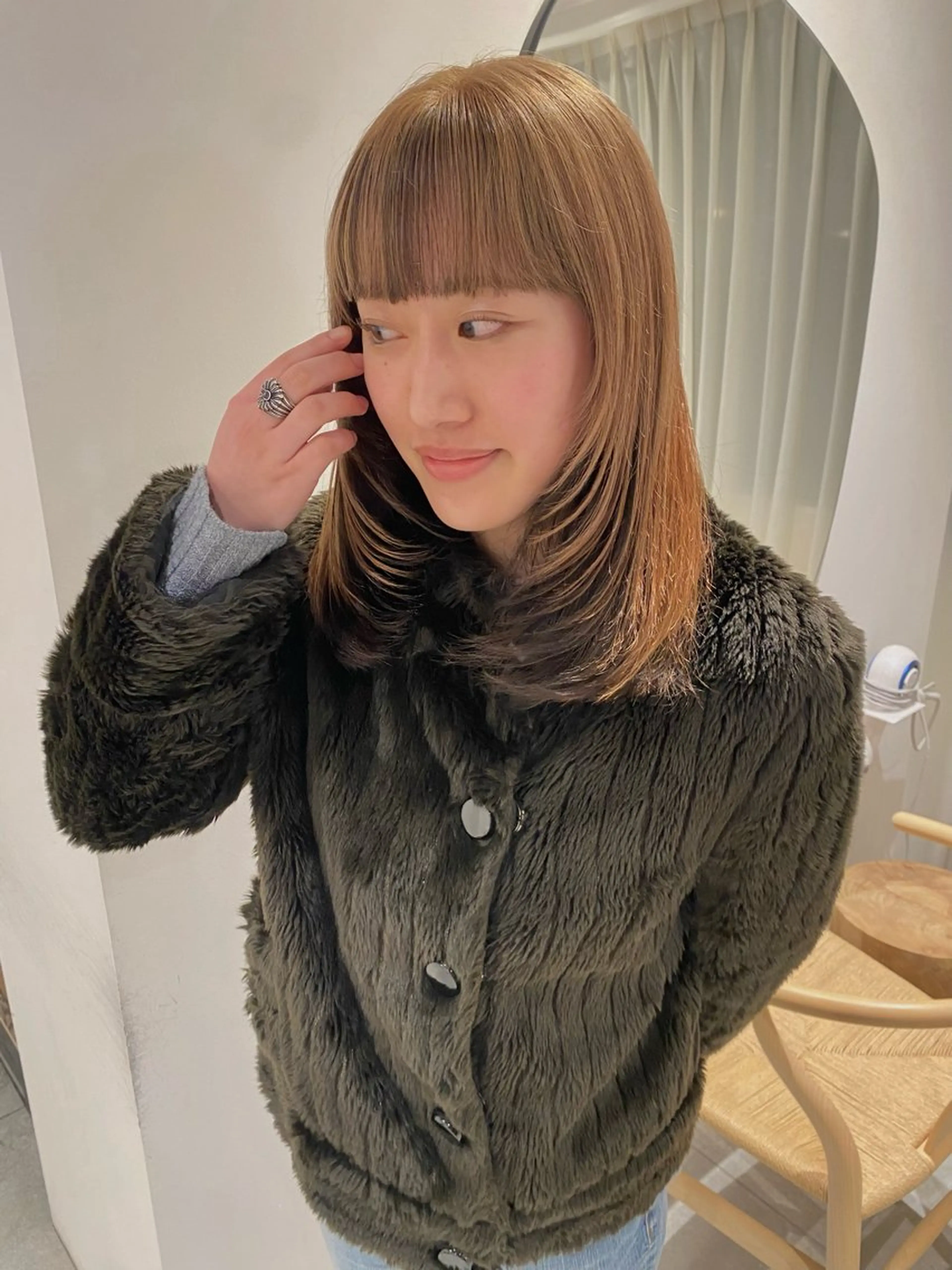 カラー knock所属・knock　國友 華乃のヘアスタイル