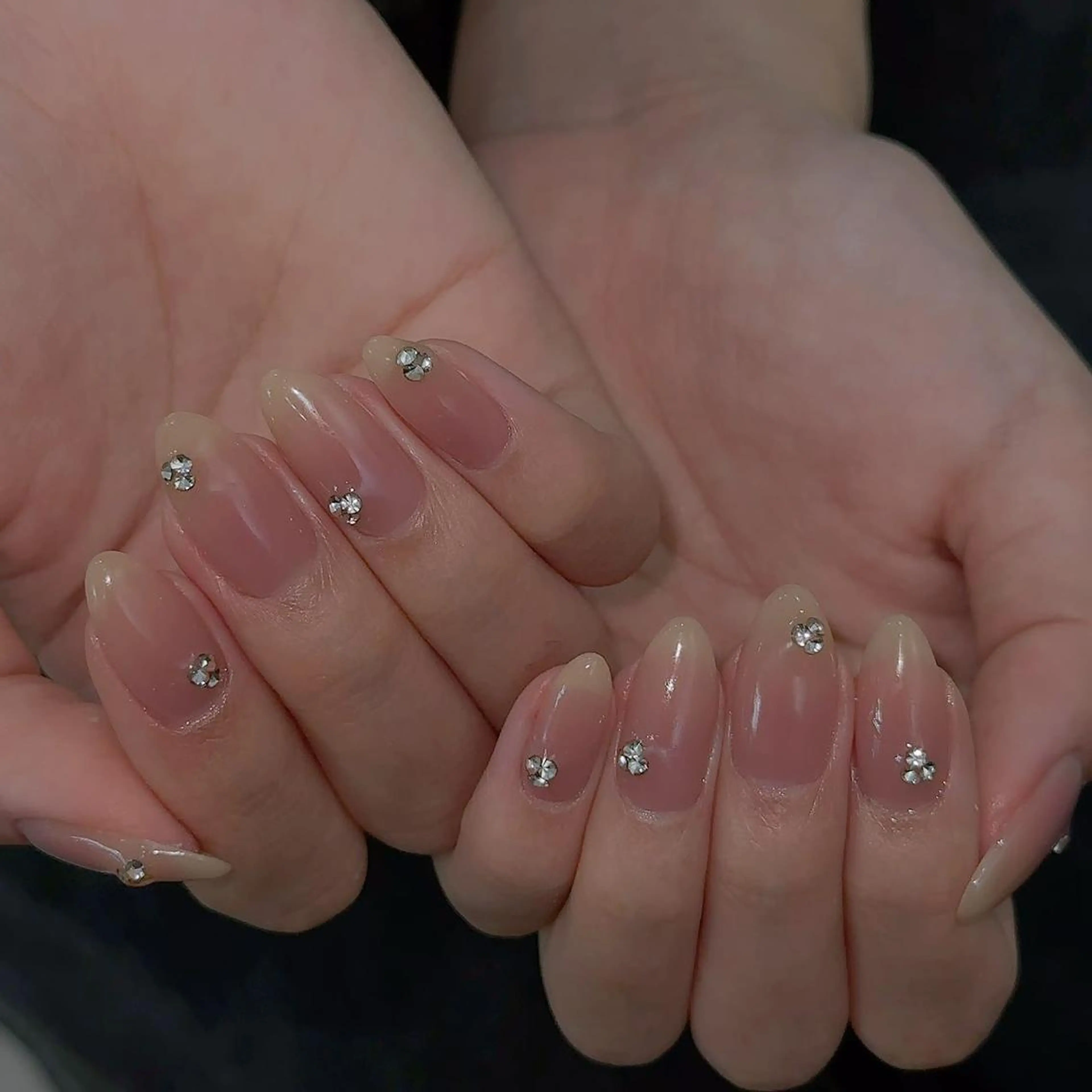 ネイル ハンドネイル Queens PUPUのネイルデザイン