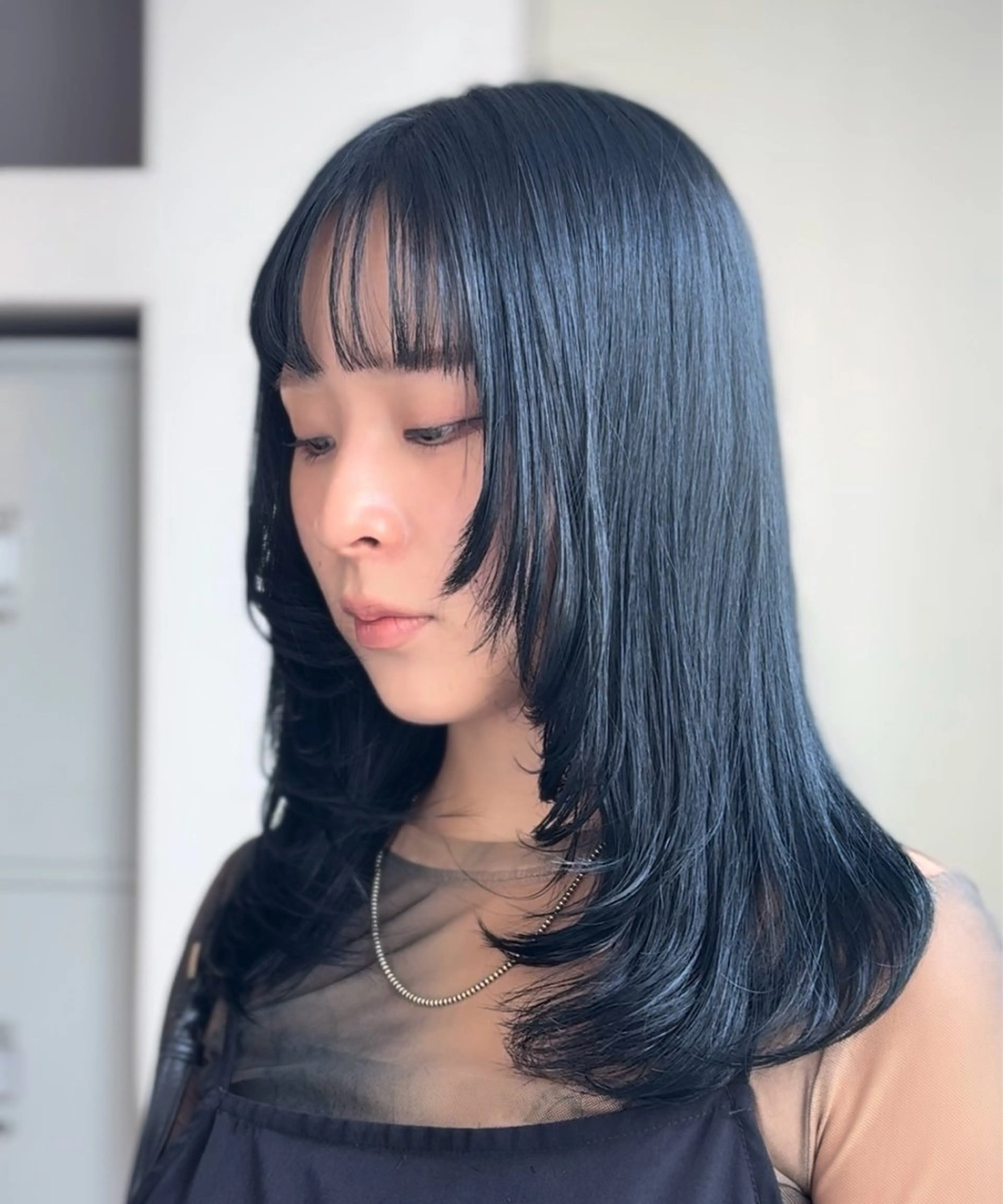 セミロング カラー カット ヘアカラー ひなの/透明感 カラー/レイヤーのヘアスタイル