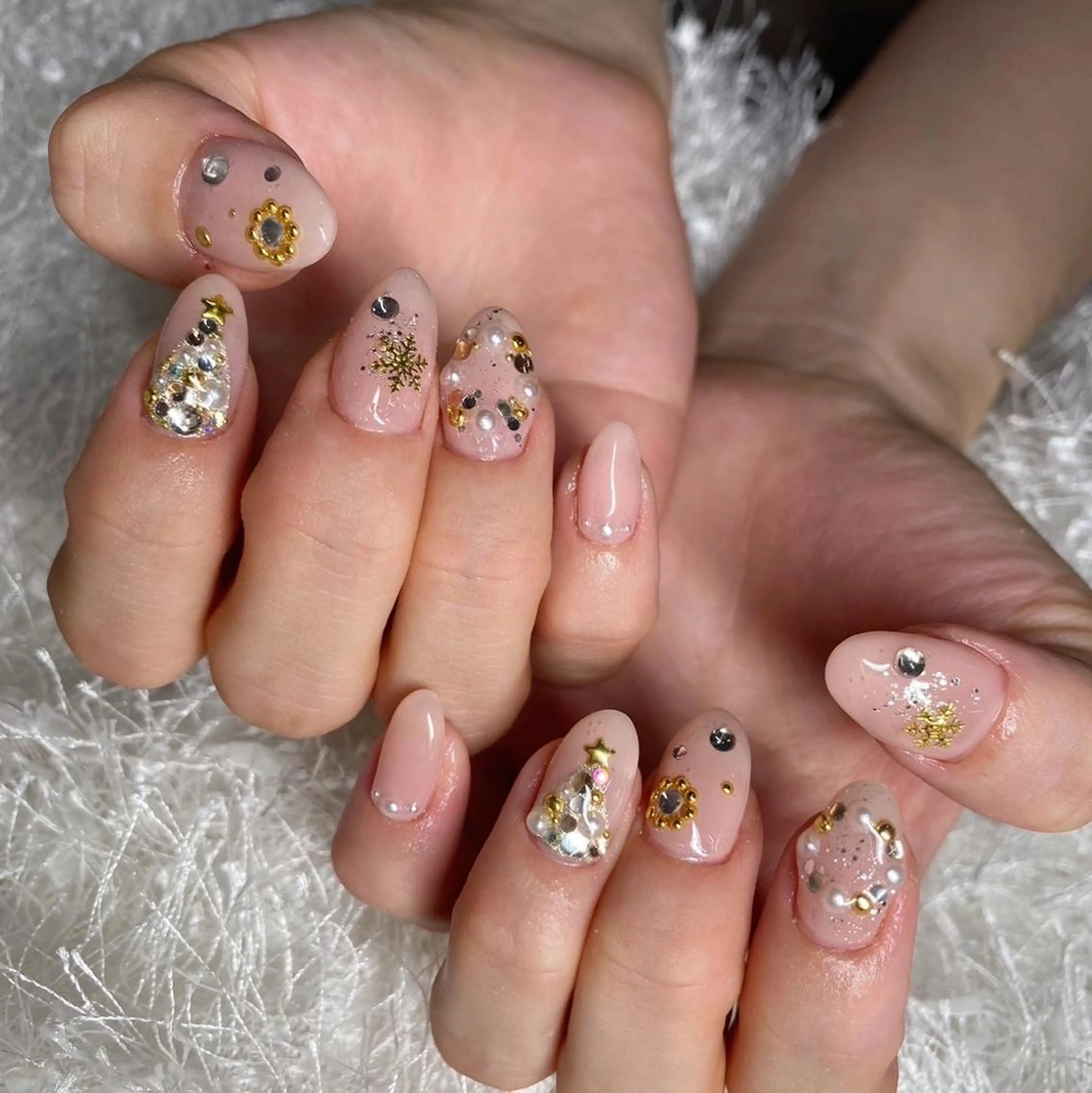 ネイル オーロラネイル 長さ出し フレンチネイル ジェルネイル グラデーション ハンドネイル Nail&eye Belire 新宿のネイルデザイン
