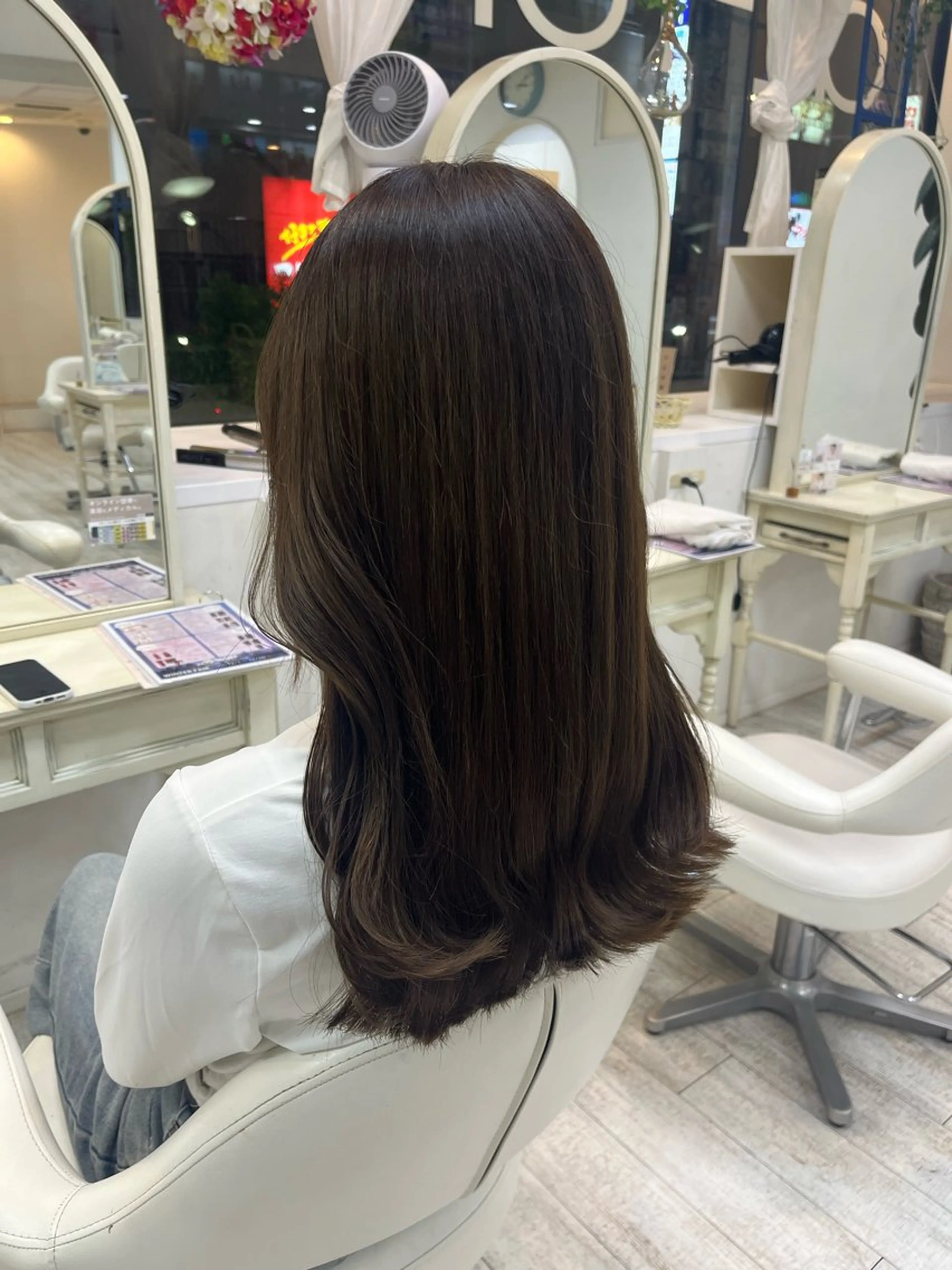 ロング 小川 夏花のヘアスタイル