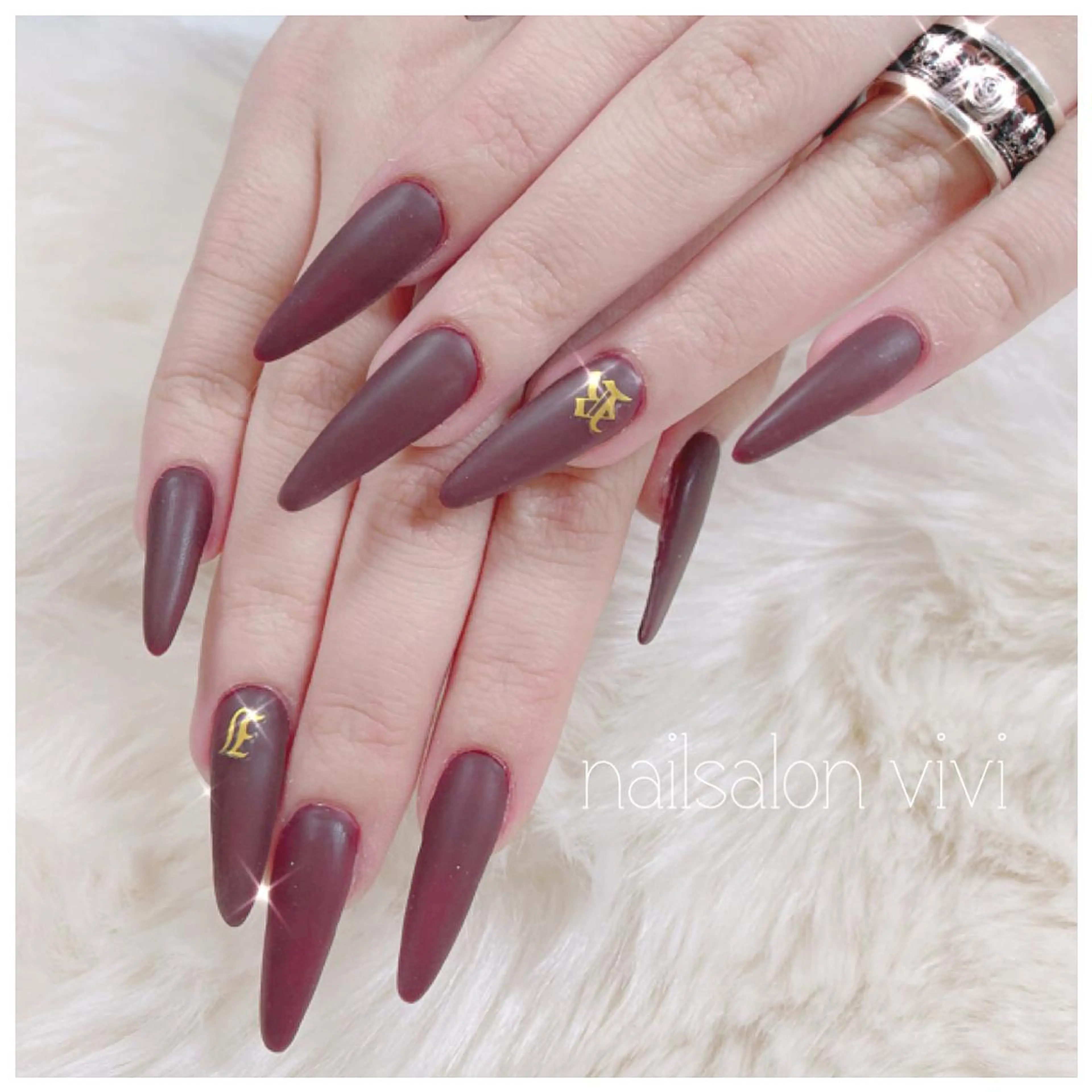 ネイル ＶＩＶＩ nailsalonのネイルデザイン