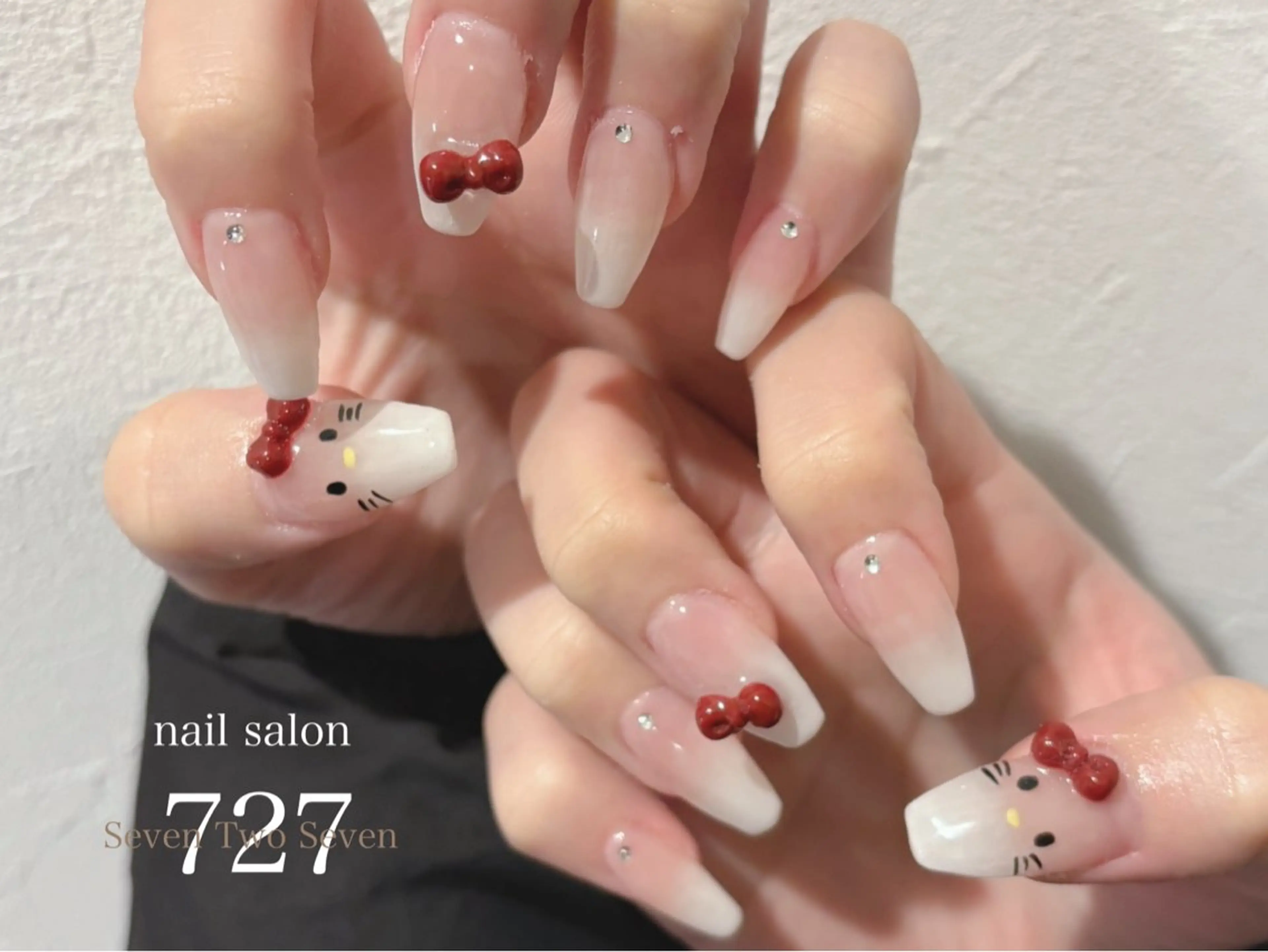 ネイル ハンドネイル 727 nailのネイルデザイン