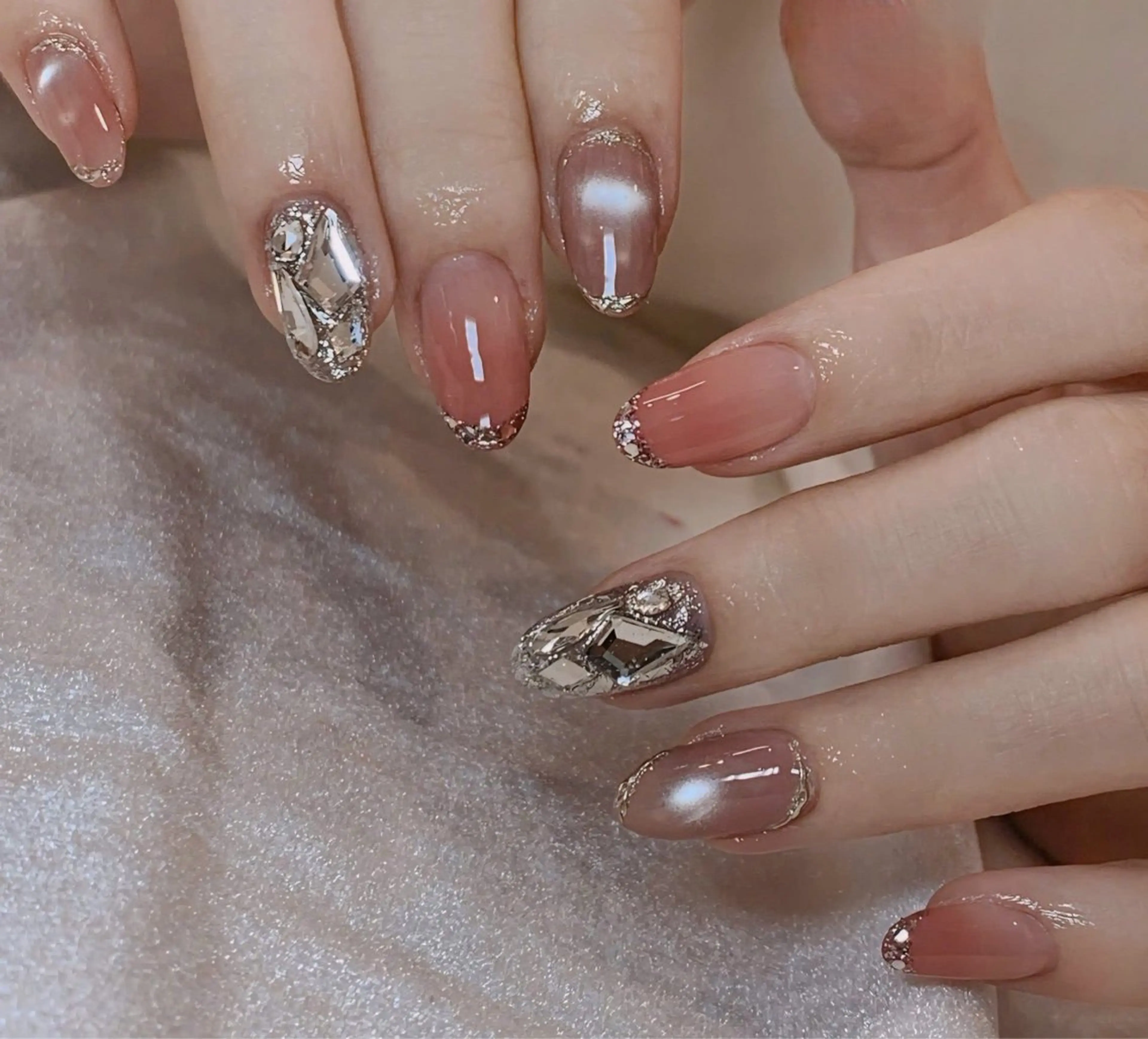 ネイル チークネイル フレンチネイル グラデーション 韓国ネイル マグネットネイル ハンドネイル Heng688 へンのネイルデザイン