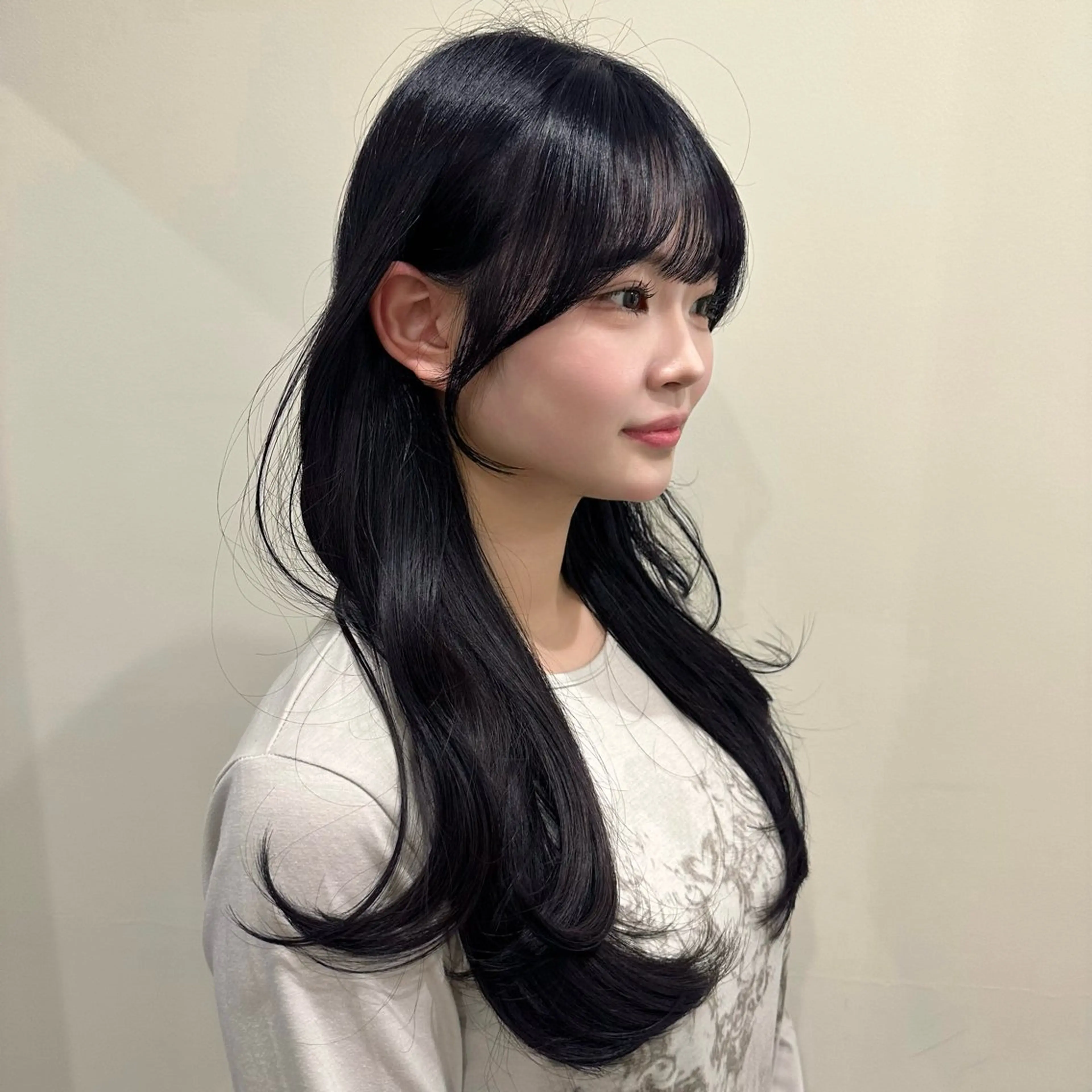 ミディアム 🌹ハッシュカット、 レイヤー韓国ヘア🌹のヘアスタイル