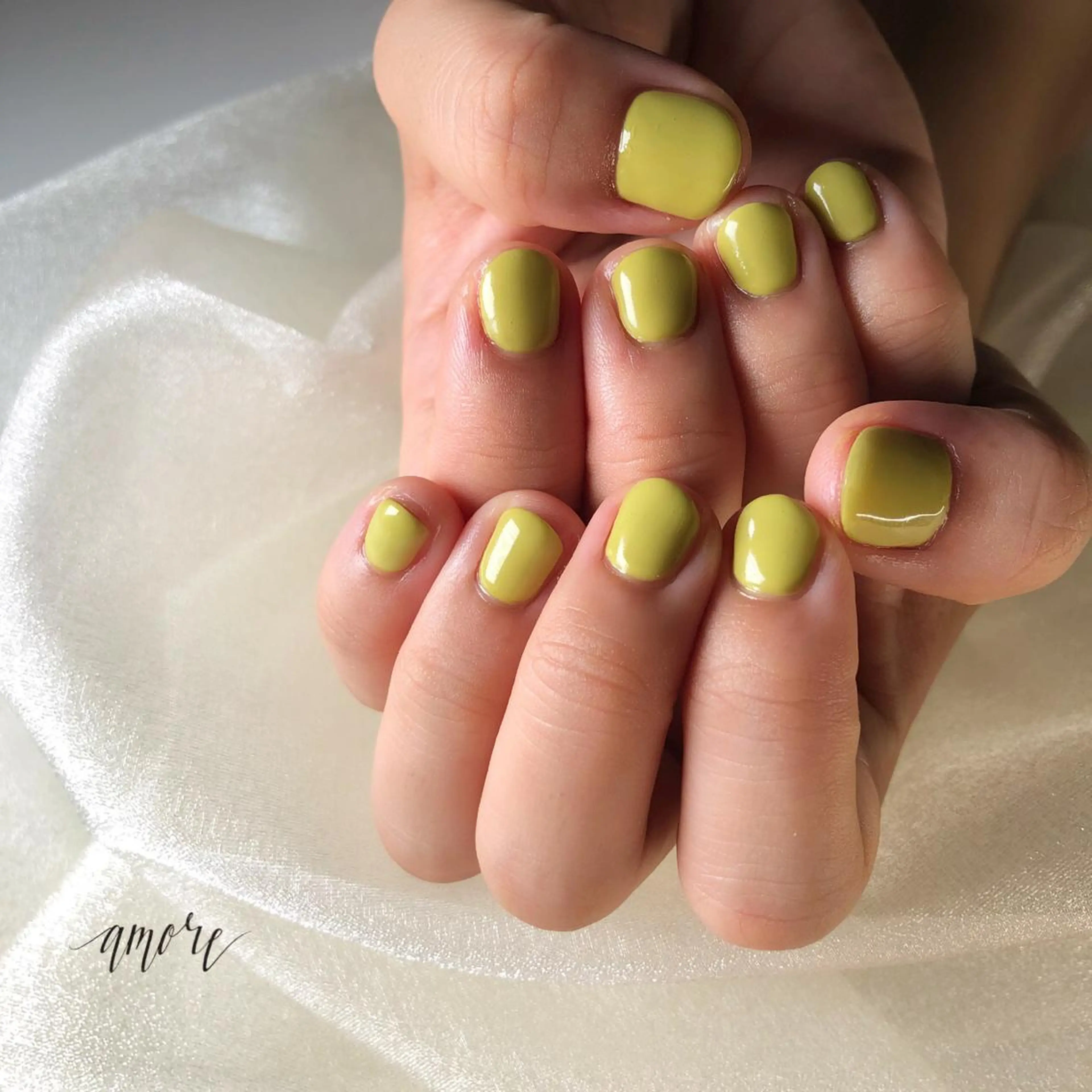 ネイル ジェルネイル 氷ネイル・うるうるネイル マグネットネイル ミラーネイル ニュアンスネイル You kyehwaのネイルデザイン