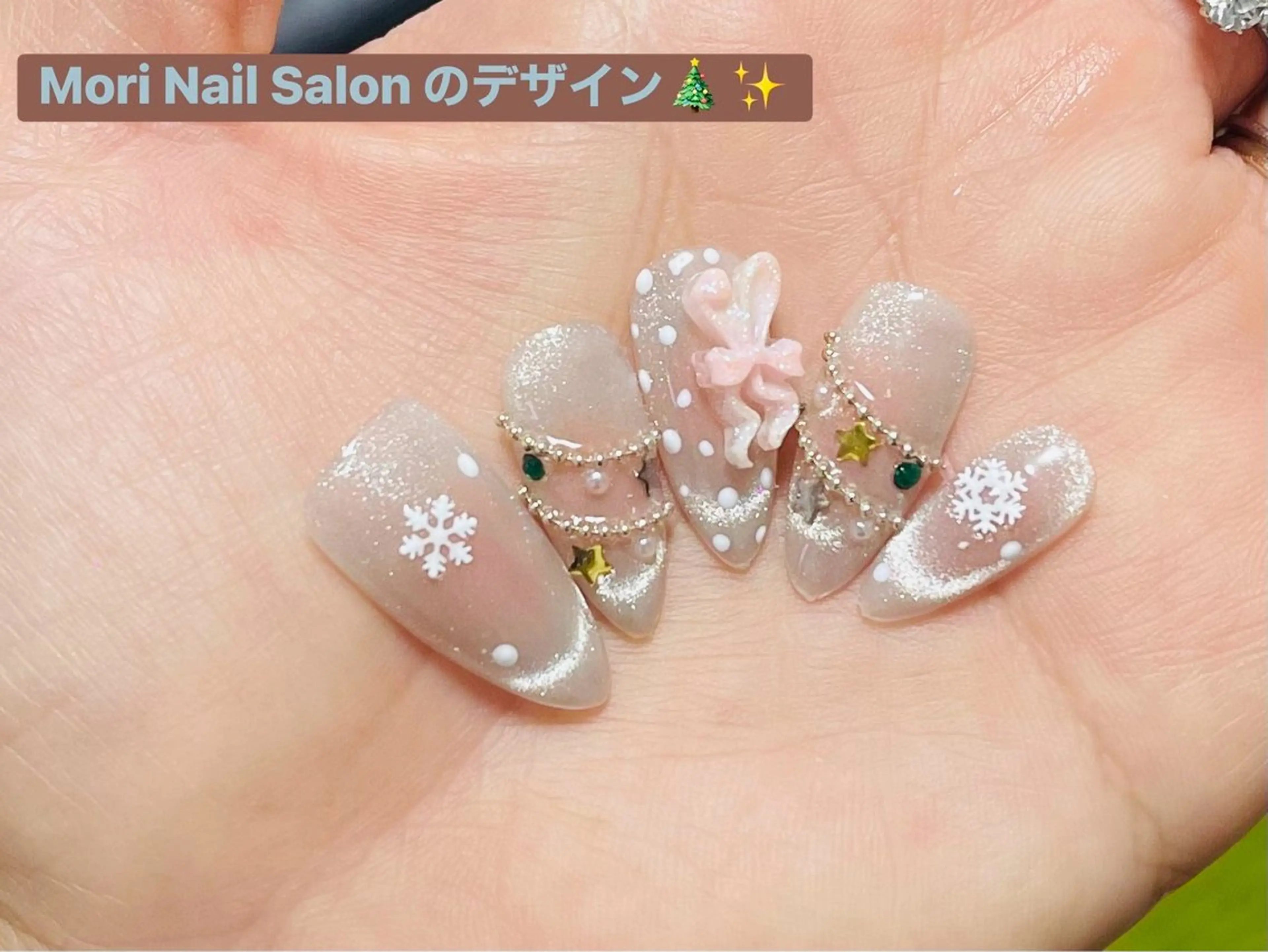 ネイル 冬ネイル クリスマス MORI ネイル SALONのネイルデザイン