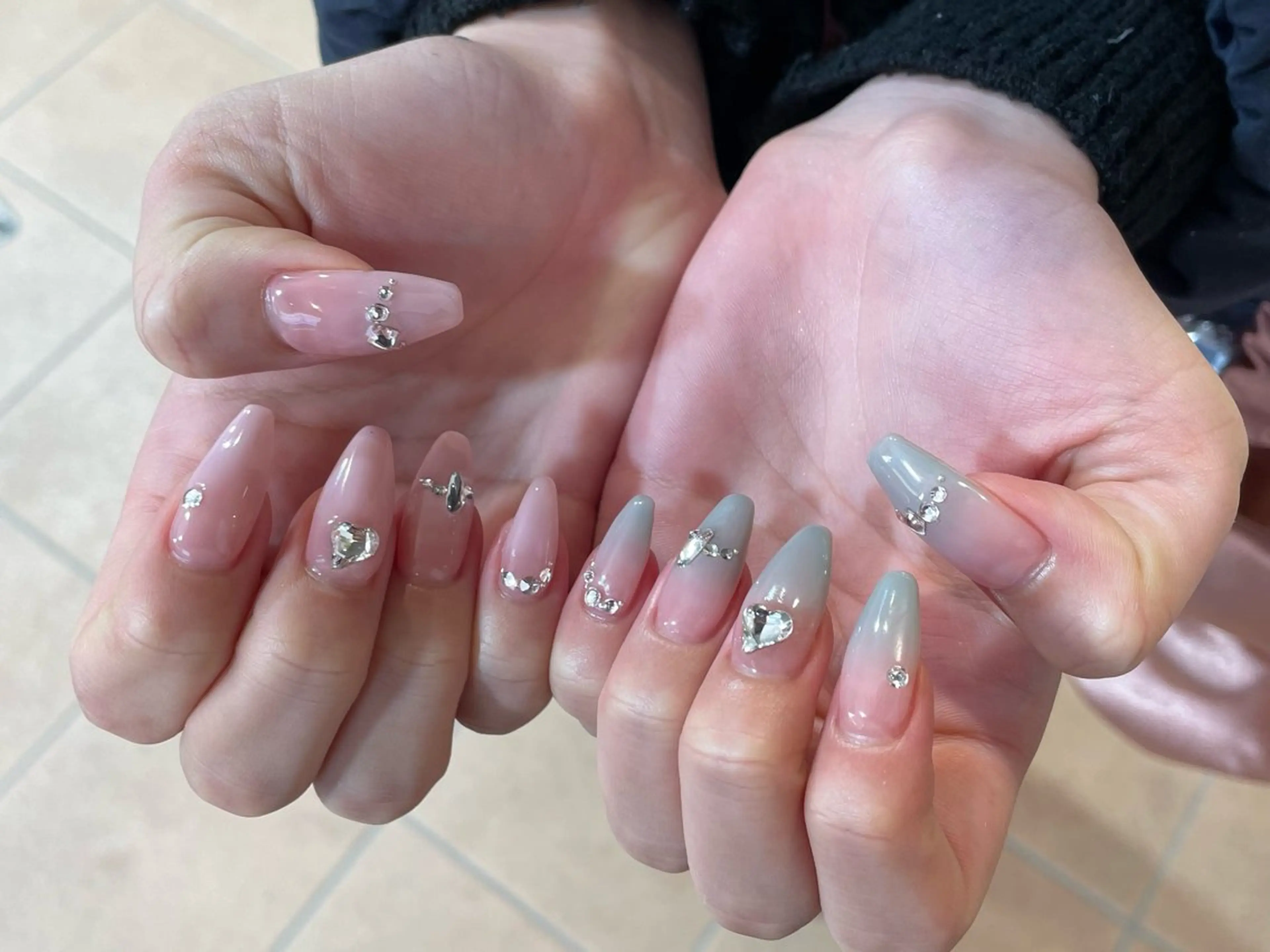 ネイル 友野 遥のネイルデザイン