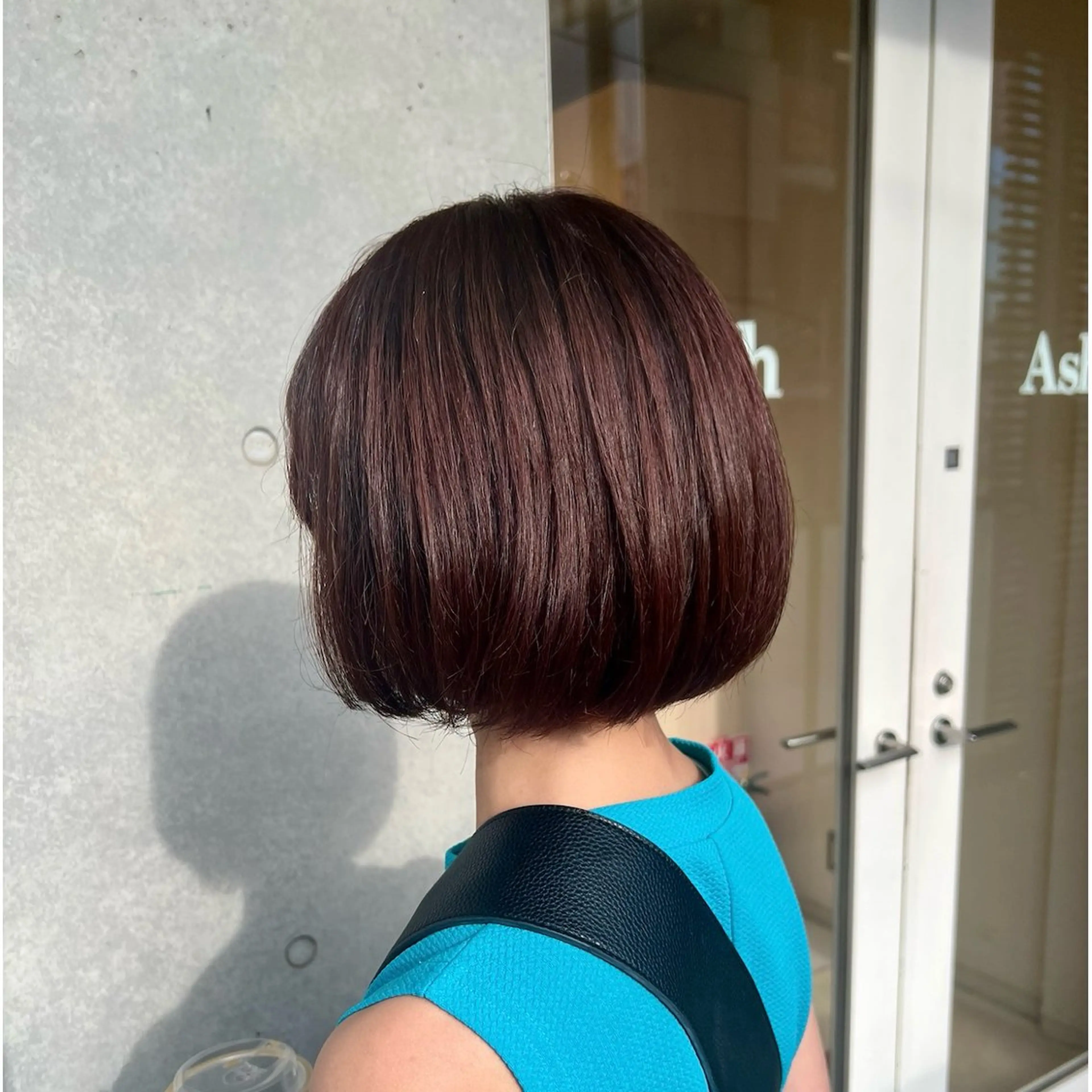 ショート カラー イルミナカラー ボブ カット 遠藤姫花 𝒂𝒔𝒉草加𓂃のヘアスタイル