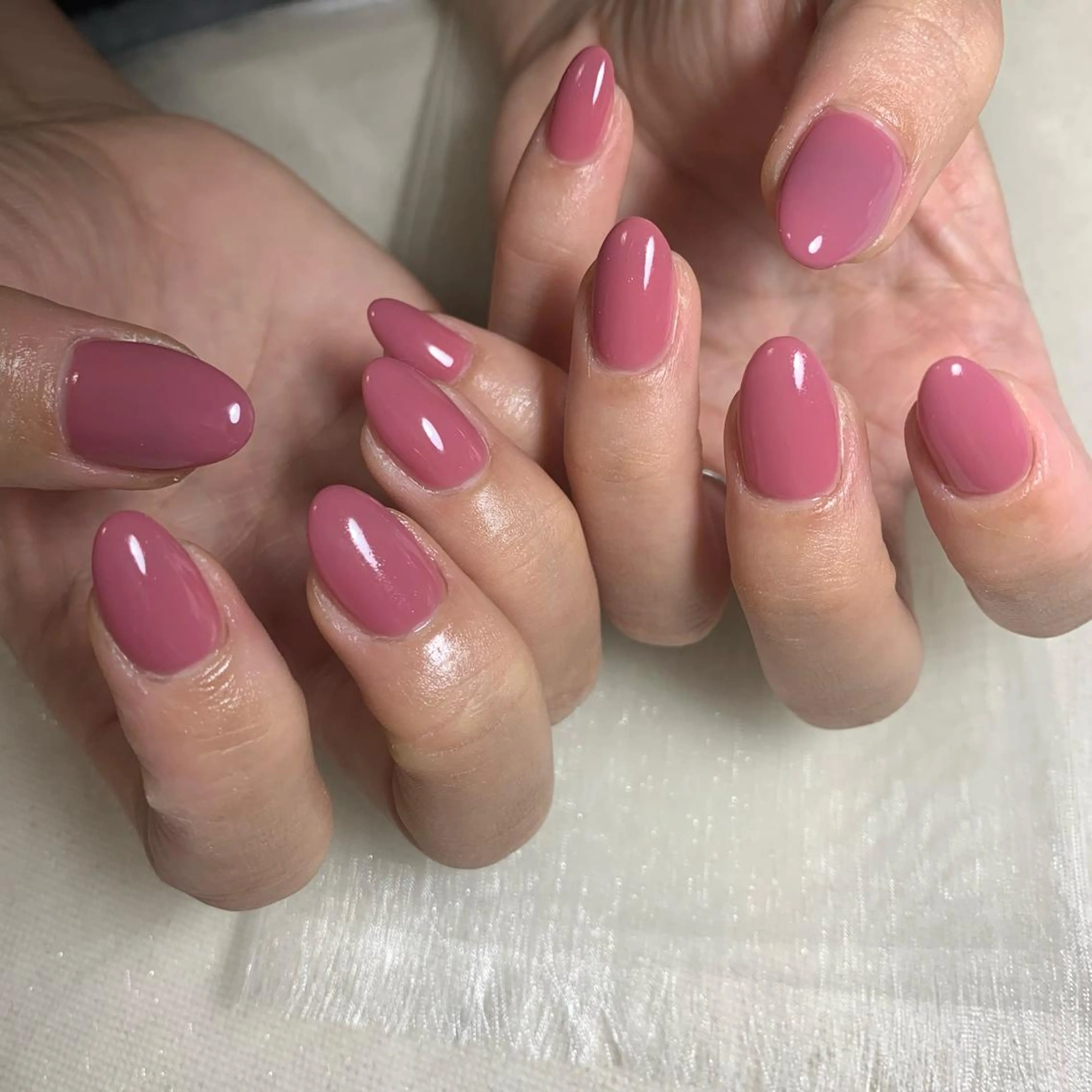 ネイル ハンドネイル repos~ルポ~所属・里見 麗のネイルデザイン