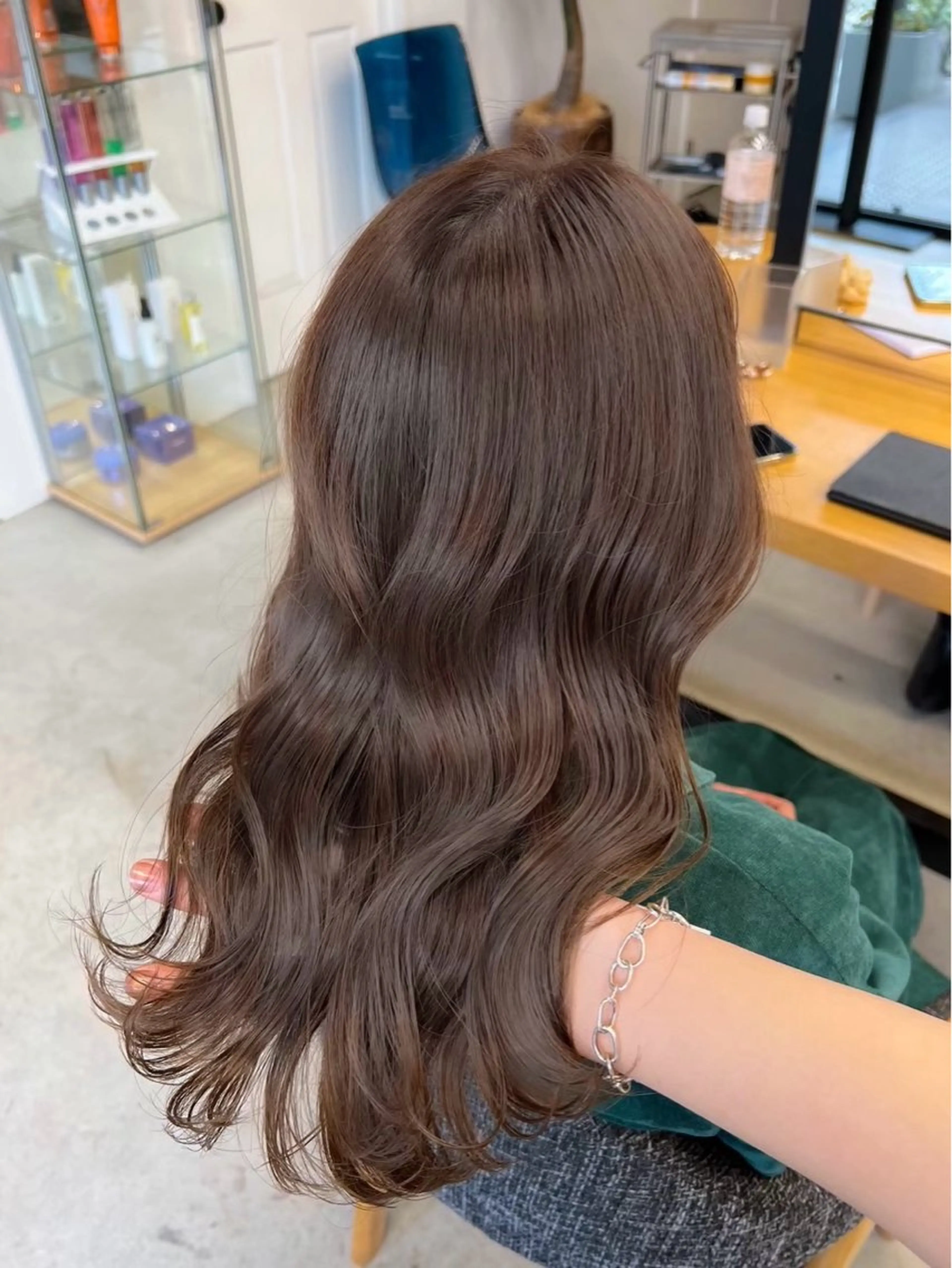 ロング カラー ブラウンカラー ショコラブラウン カット ヘアカラー トリートメント レイヤー/ハッシュ 渋谷/サッタのヘアスタイル