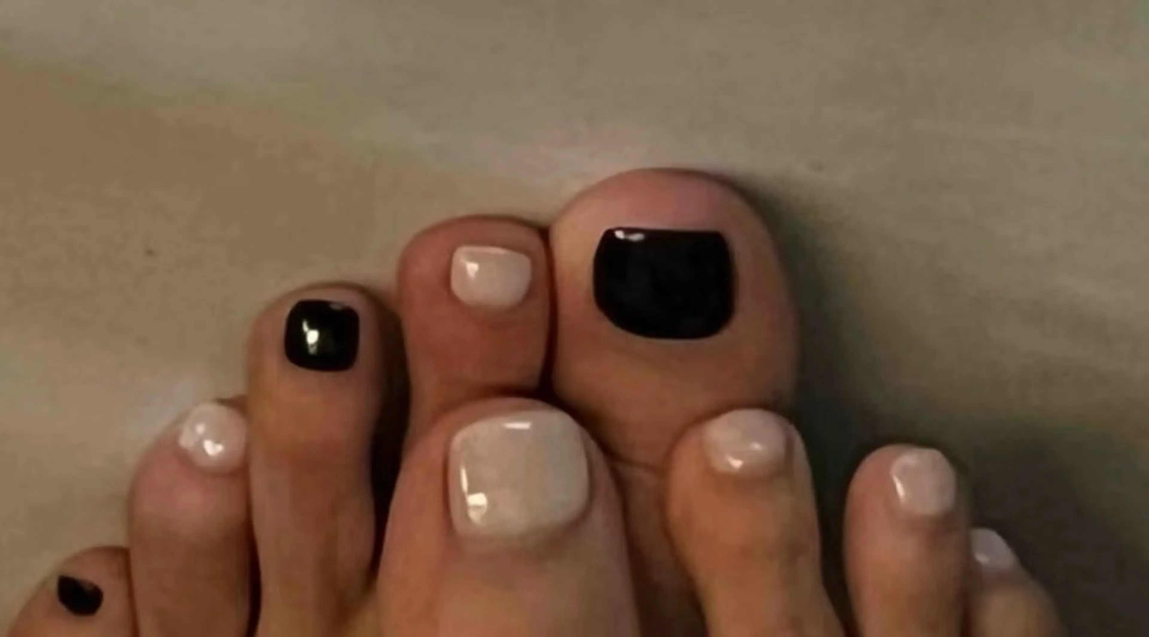 ネイル 高木 維麗絲のネイルデザイン