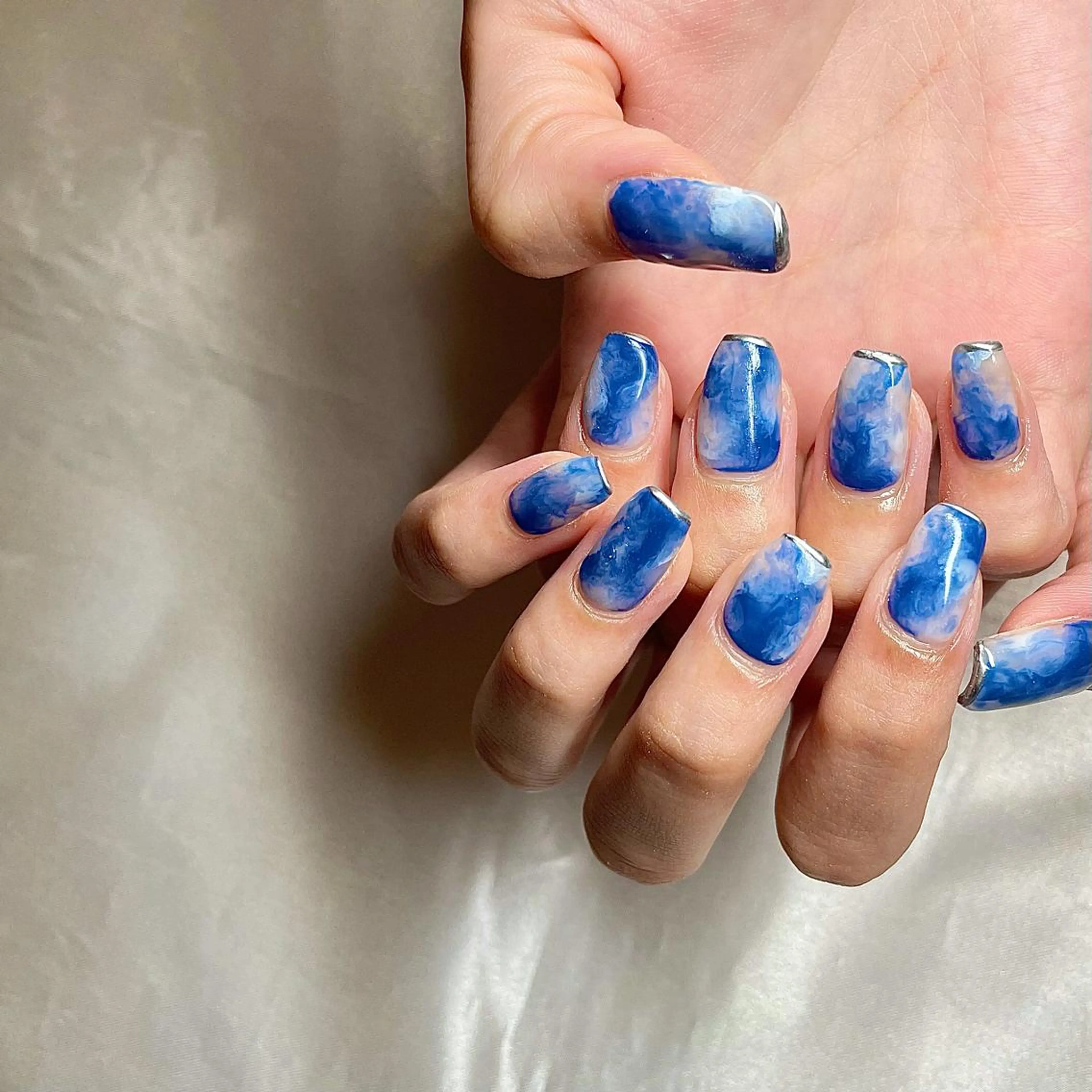ショート カラー パーマ ヘアアレンジ キッズ ネイル マツエク・マツパ ブルーカラー ブルー nail&eye Aoのマツエク・マツパデザイン