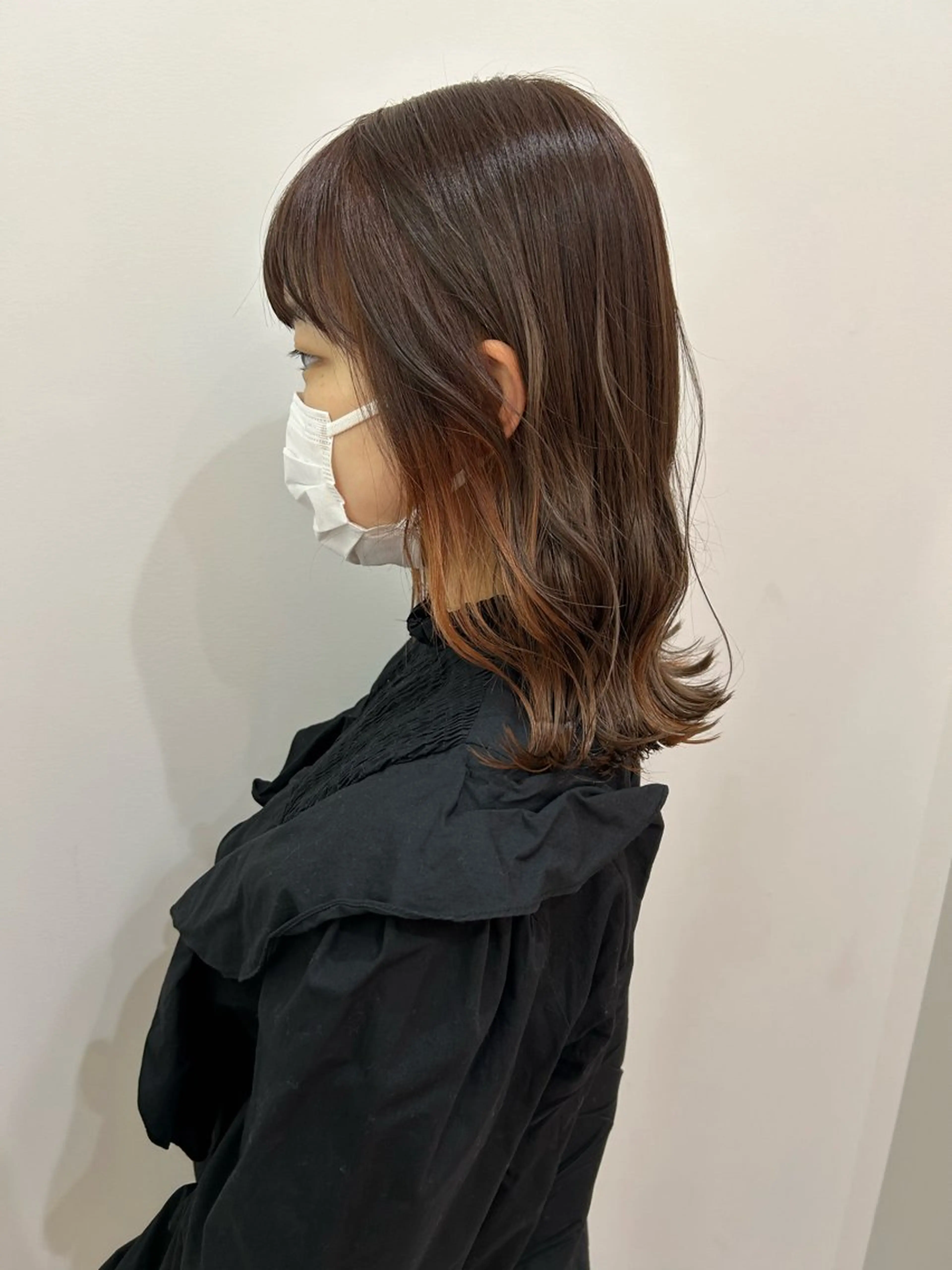 ミディアム カラー ベージュカラー オレンジ ヘアカラー レイヤー/お顔まわり 暖色カラー🍑Amiのヘアスタイル