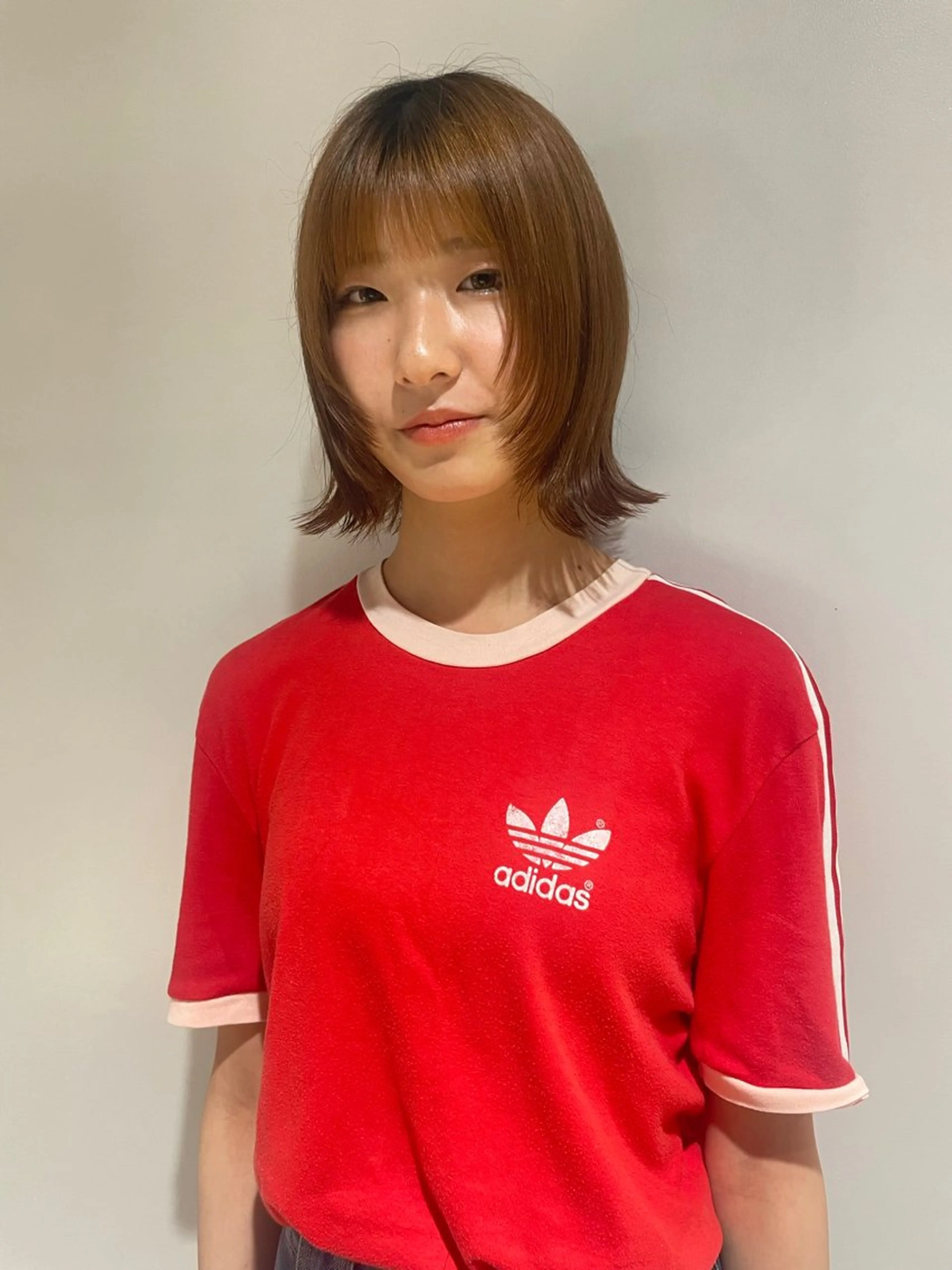 ミディアム カラー 顔まわりレイヤー レイヤーカット レイヤー×初 パーマ|hinakoのヘアスタイル