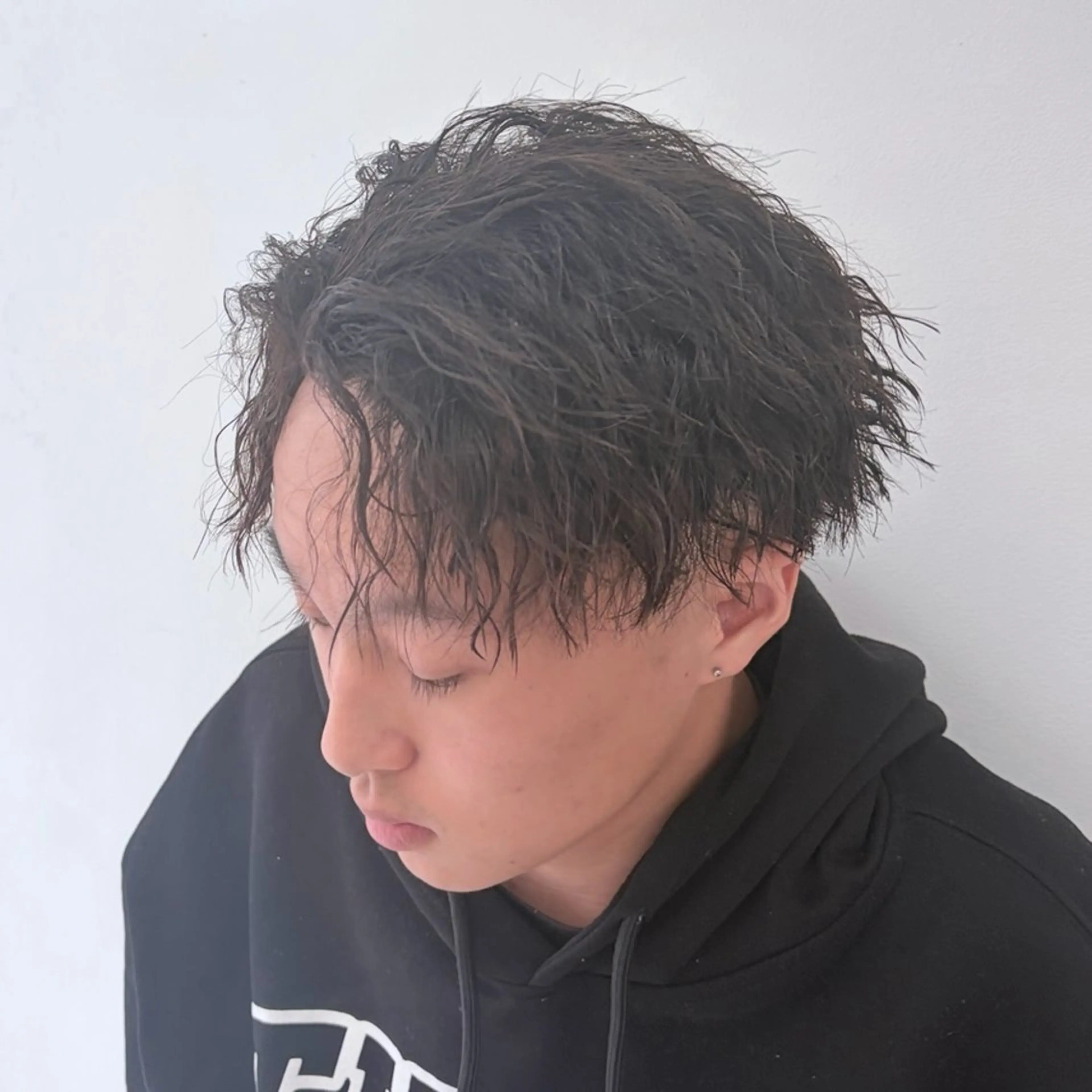 パーマ カット パーマ 成瀬スパイラル パーマ清水大隼のヘアスタイル