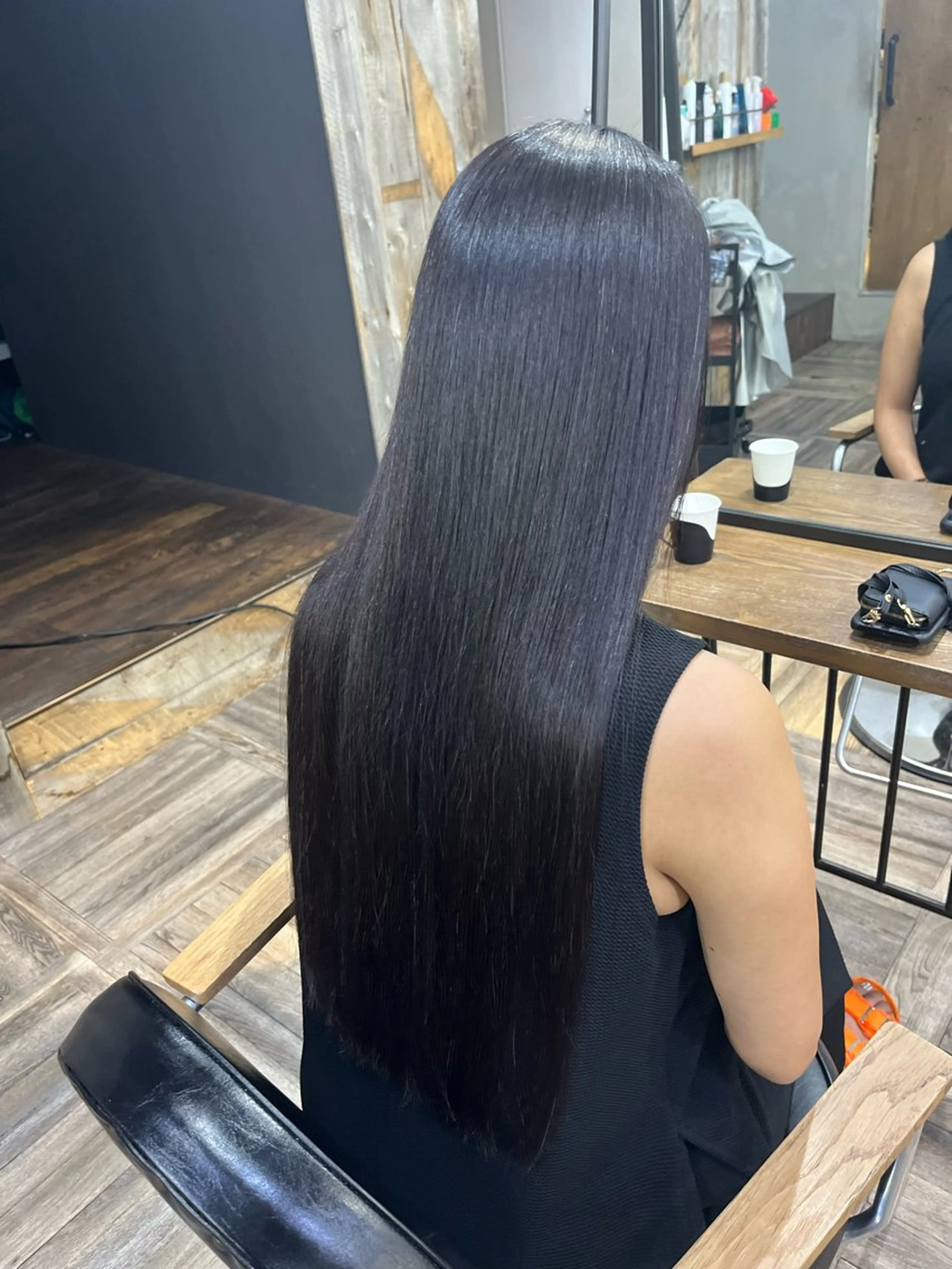 ロング 縮毛矯正 村本 優依のヘアスタイル