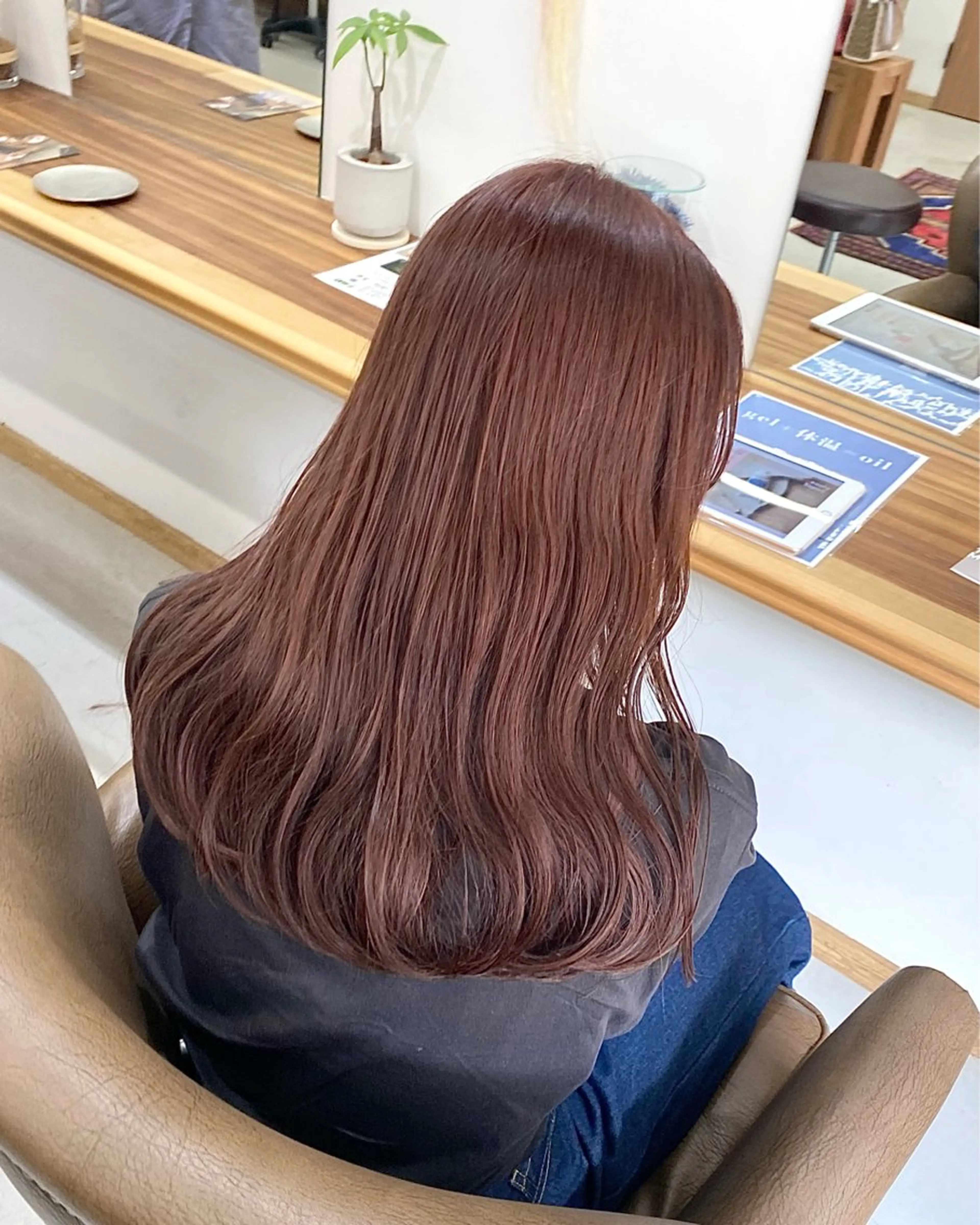 セミロング カラー ヘアアレンジ ベージュカラー ブリーチ ダブルカラー ブリーチなしカラー ピンクカラー カット ヘアカラー トリートメント ハル🌸柔色/ ブリーチなし/艶髪のヘアスタイル