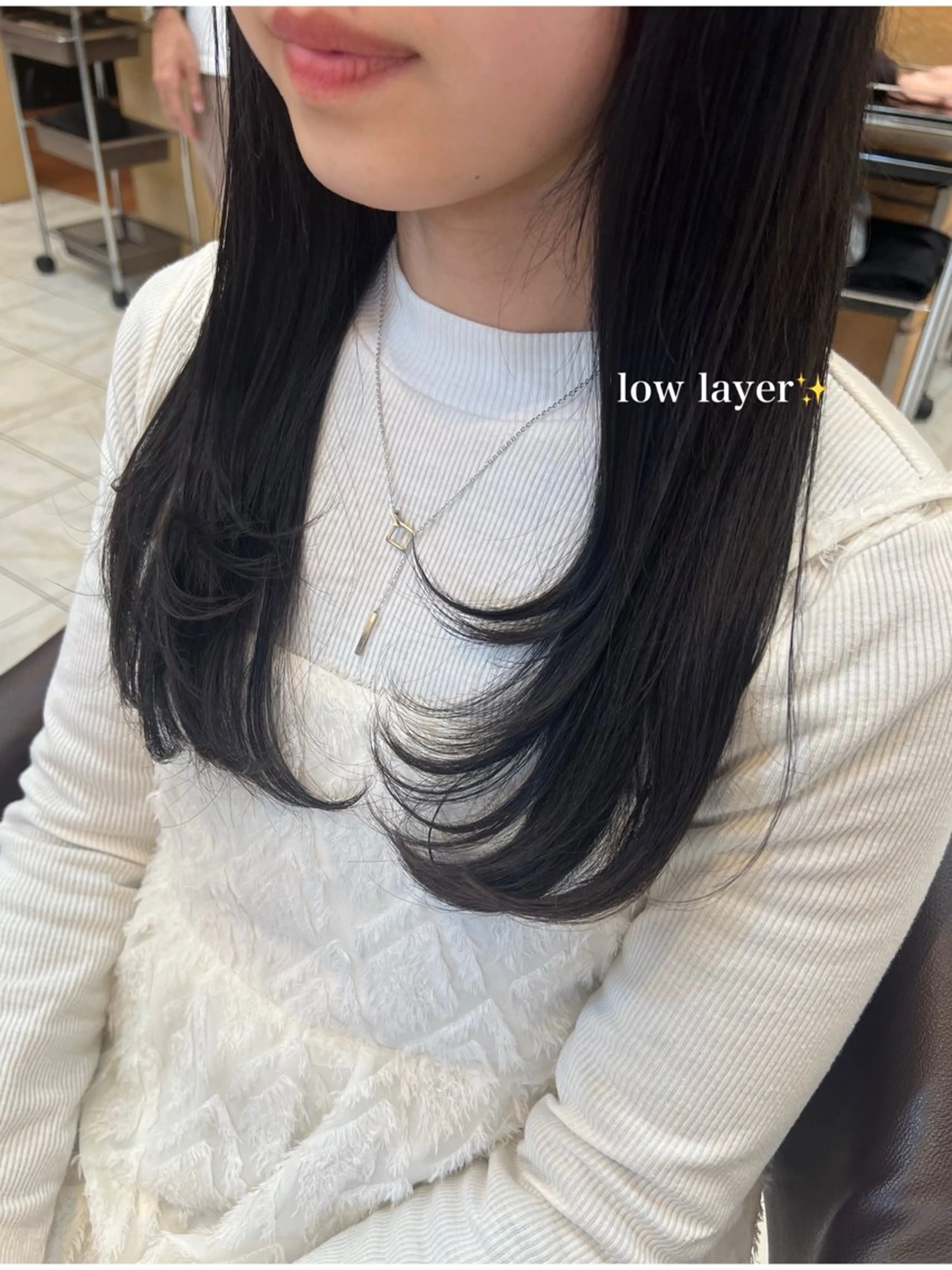 ロング レイヤーカット Luana .Rioneのマツエク・マツパデザイン