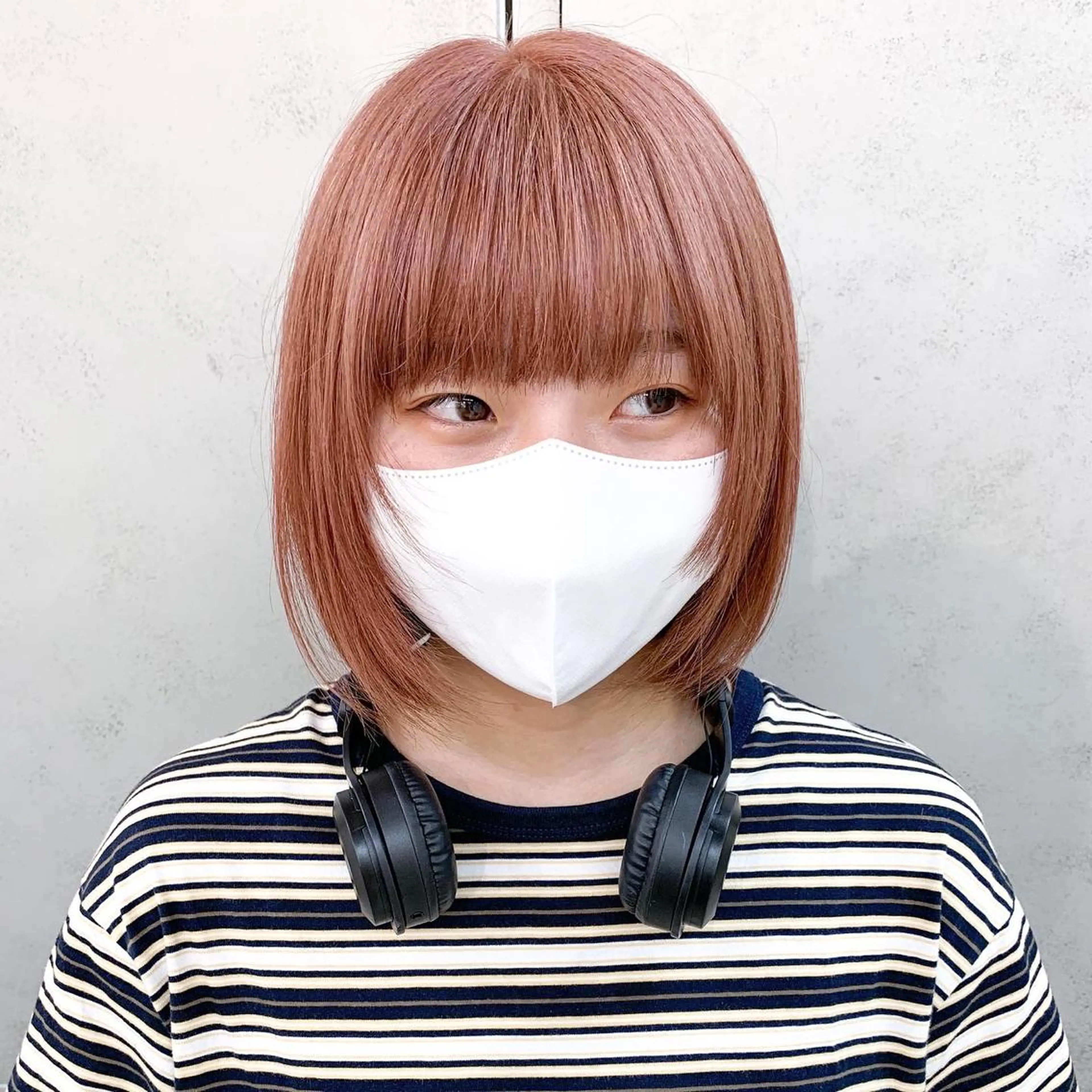 ショート カラー raika .のヘアスタイル