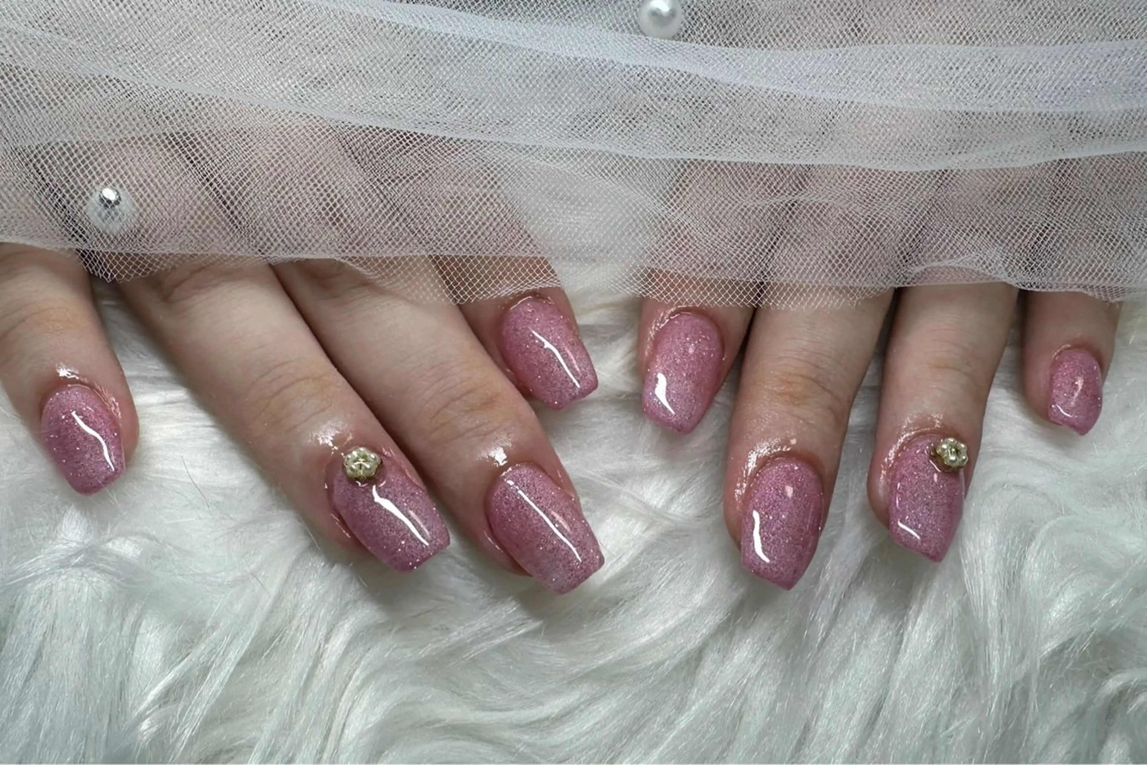 ネイル ラメ(グリッター) ピンク Rave所属・touma Rinaのネイルデザイン