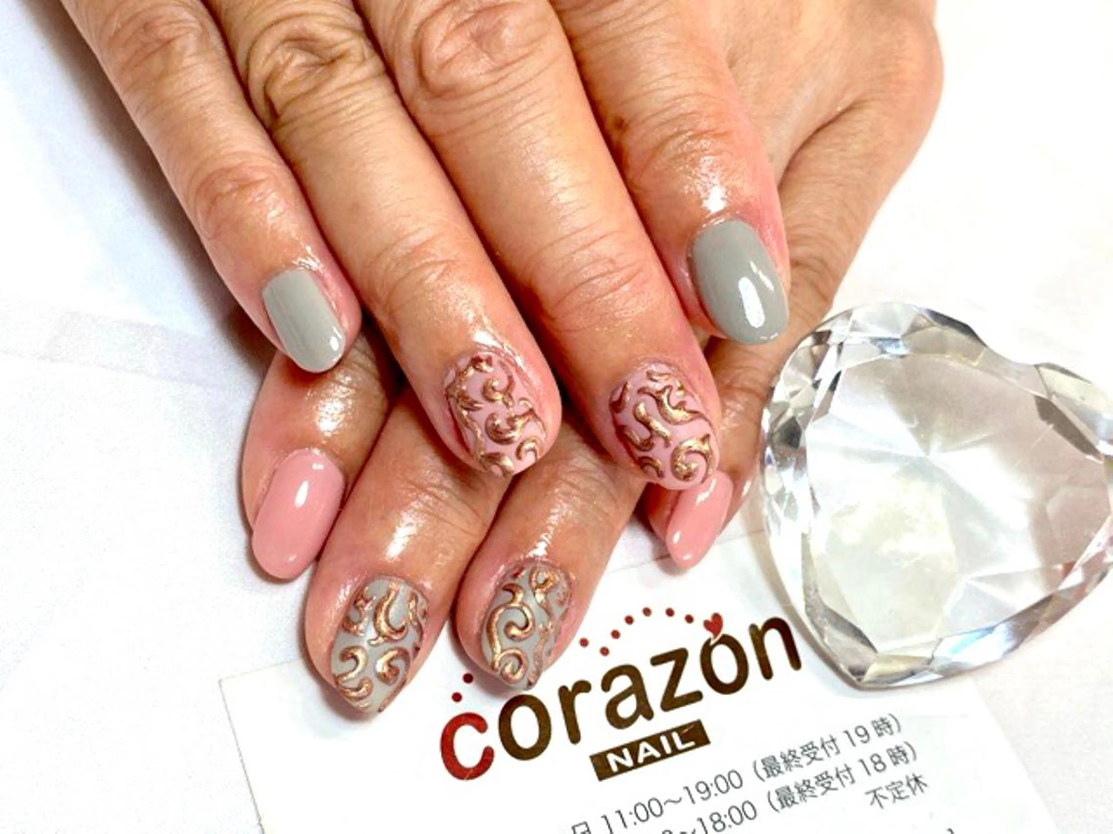 ネイル アートネイル ジェルネイル マットネイル ぷっくりネイル corazon所属・ネイリスト aicoのネイルデザイン