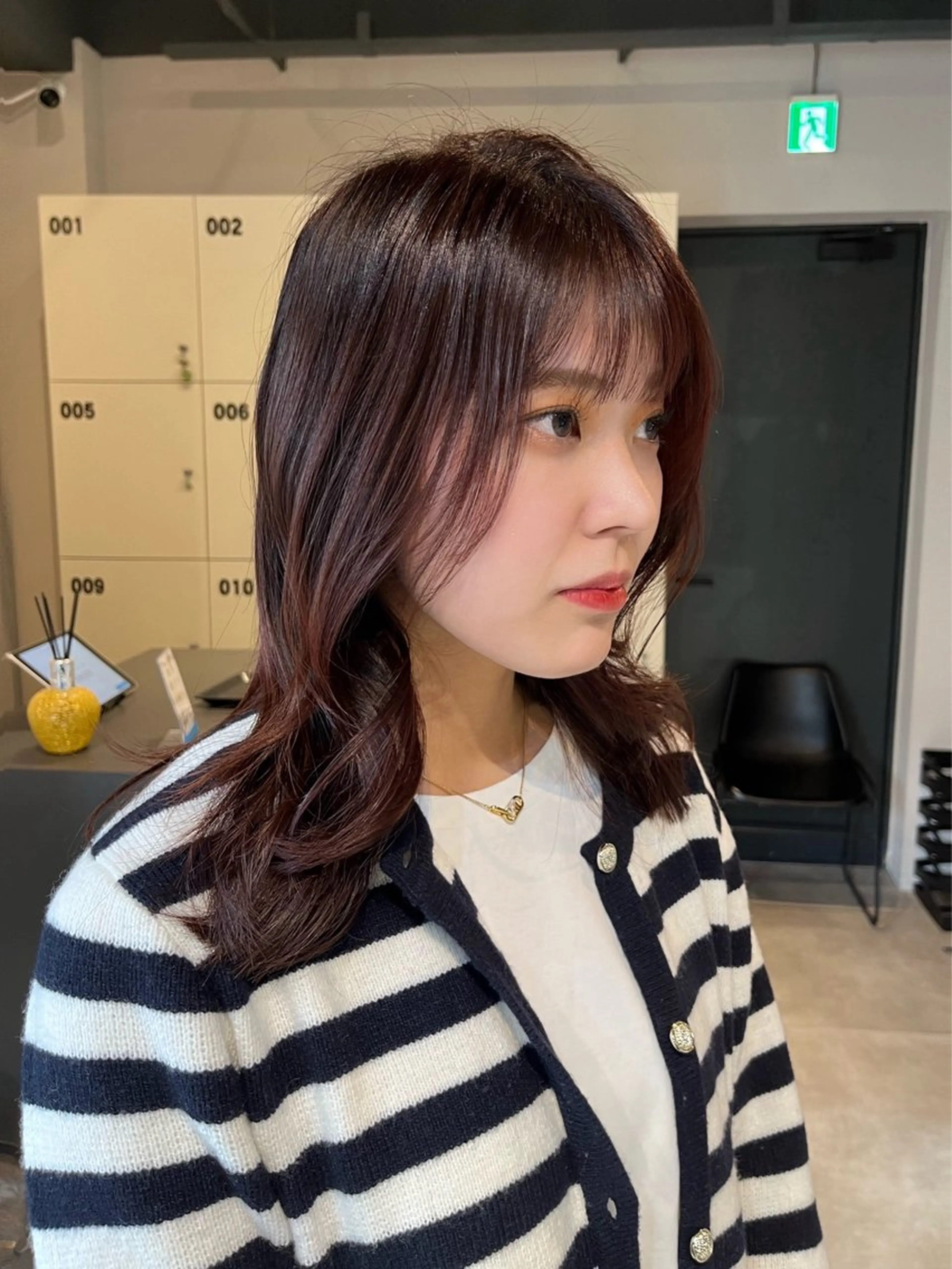 ミディアム カラー ベージュ/グレージュ 恵比寿/丸山陽平のヘアスタイル