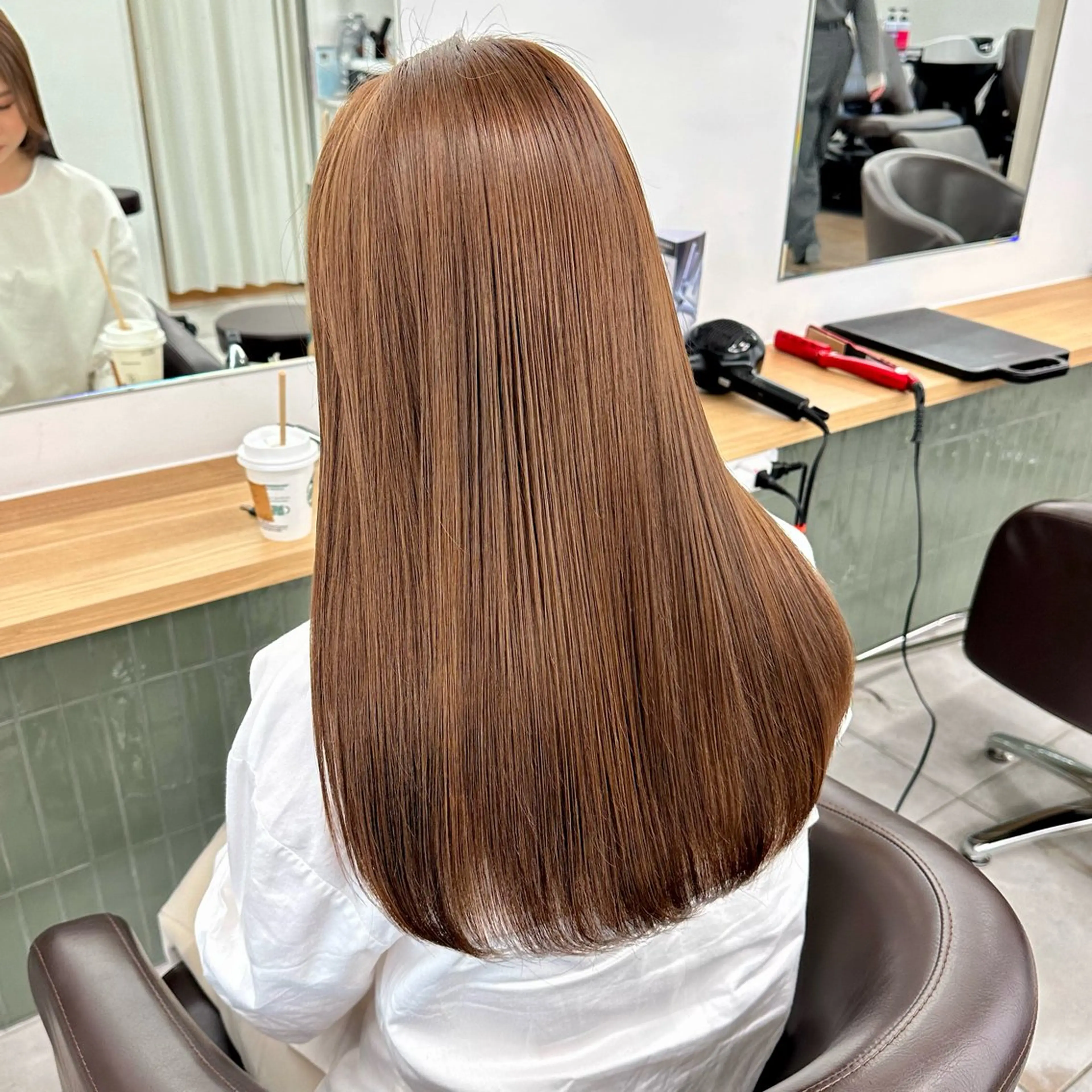 セミロング カラー カット ヘアカラー トリートメント ブリーチなし/レイヤ ー特化🌈Tommyのヘアスタイル