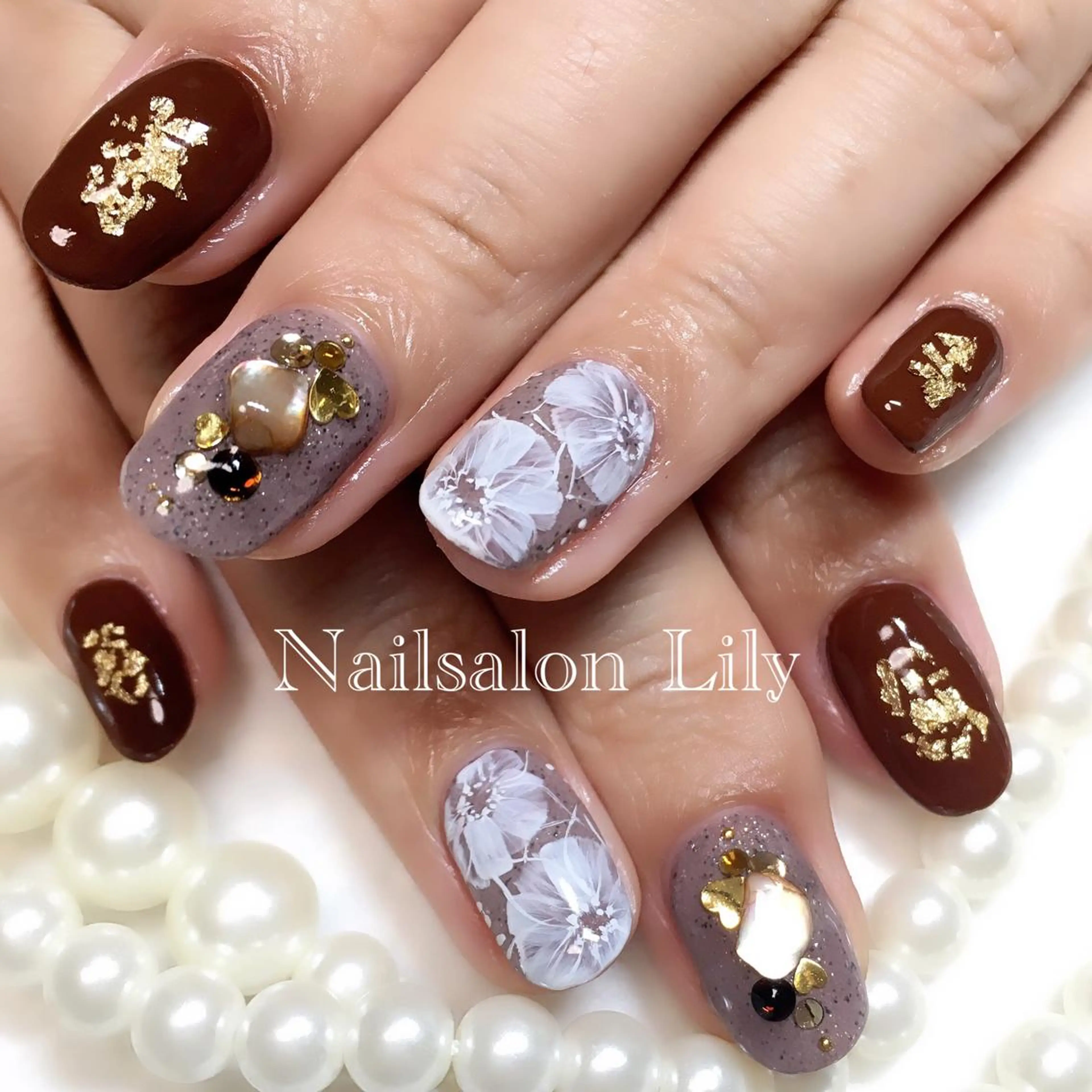 ネイル フラワーネイル Nailsalon Lilyのネイルデザイン