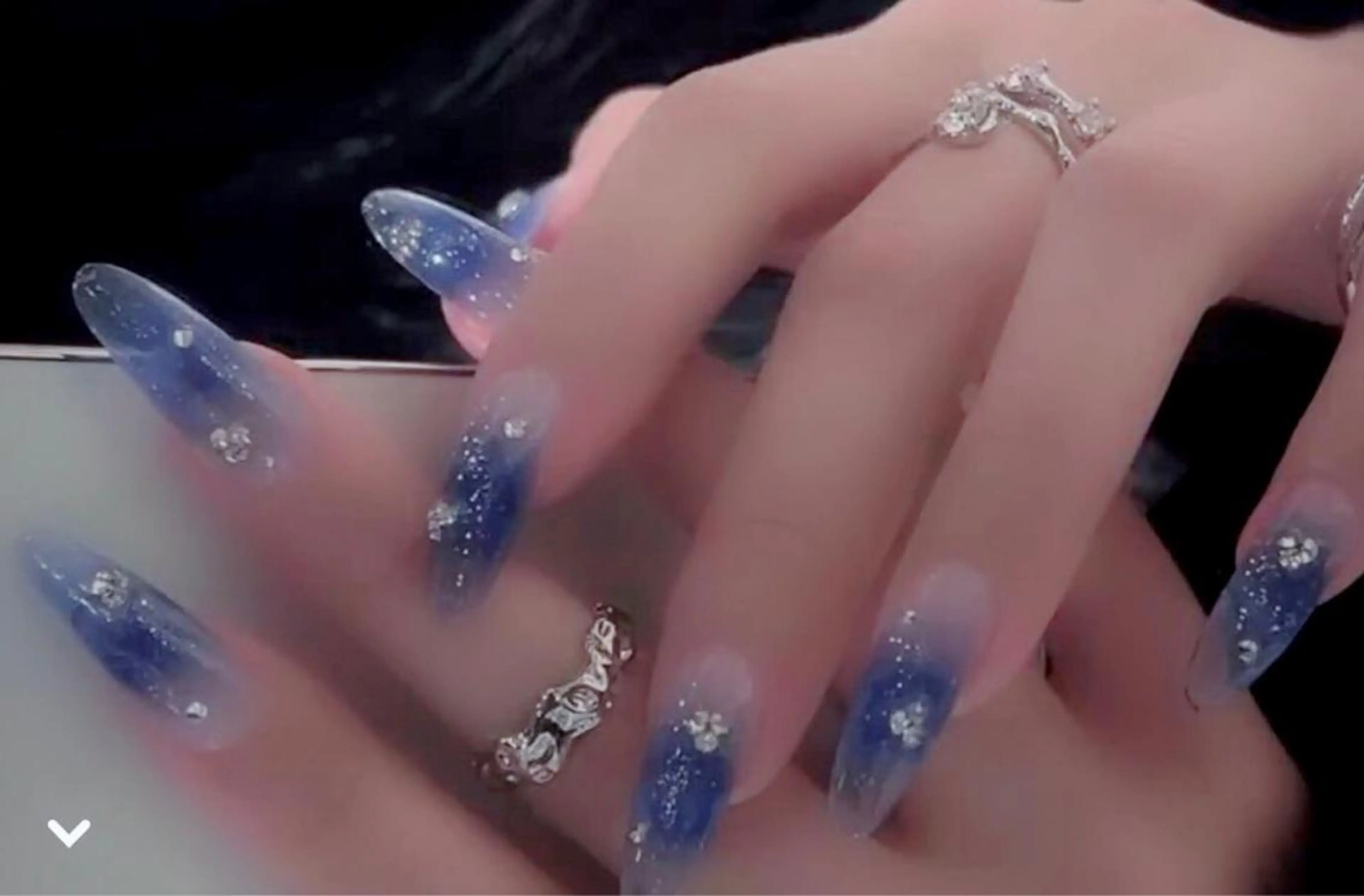 シンプル、おしゃれネイルの写真