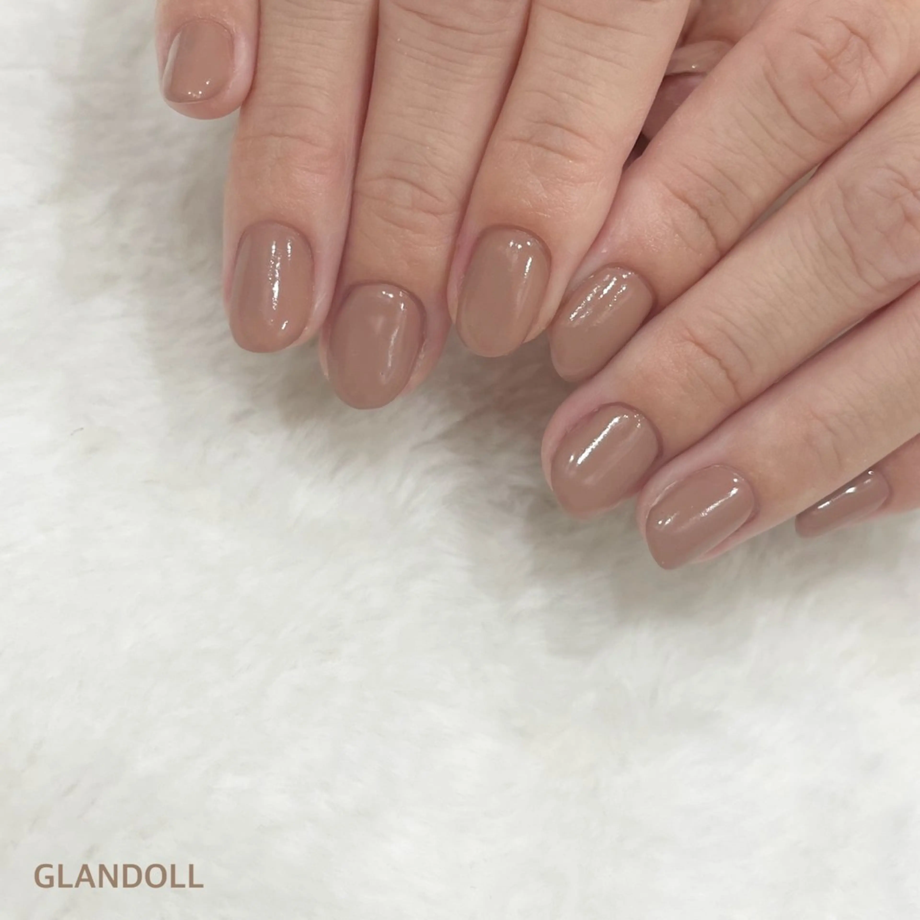 ネイル ワンカラーネイル ハンドネイル GLANDOLL YURIのネイルデザイン