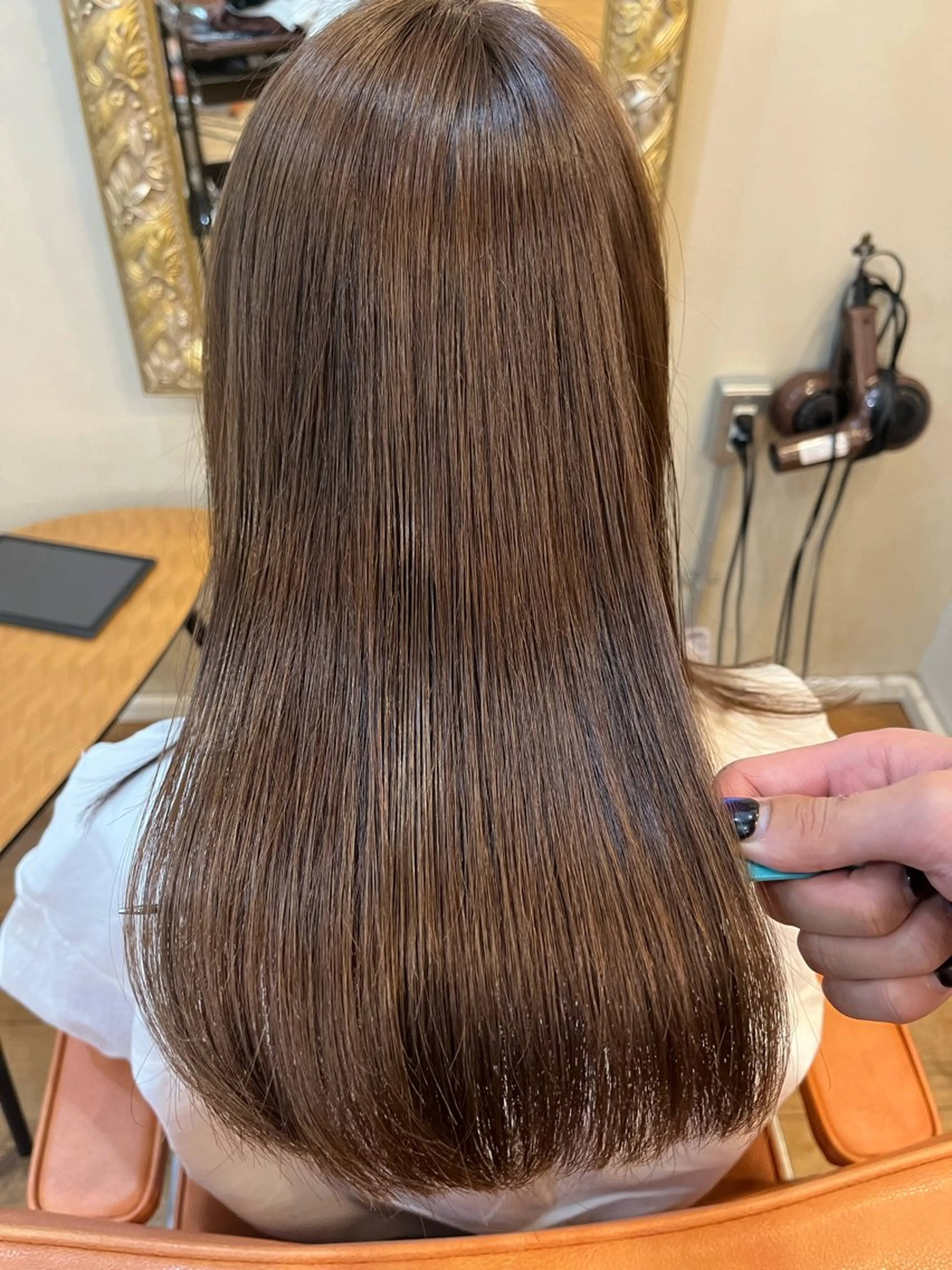 ロング ⚪️髪質改善 縮毛 店長 コウ⚪️のヘアスタイル