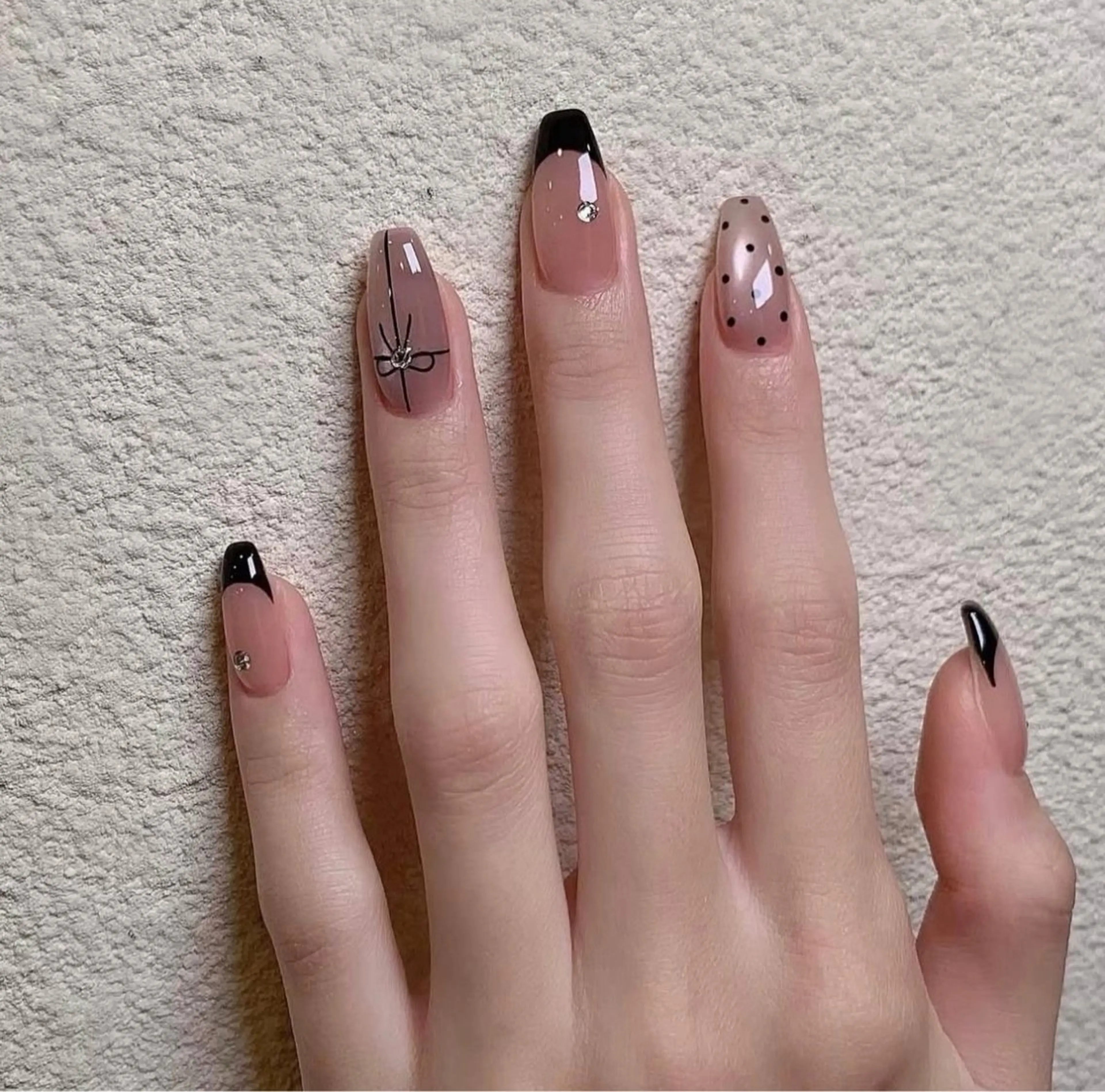 ネイル ハンドネイル Tini ANA.CHUOのネイルデザイン