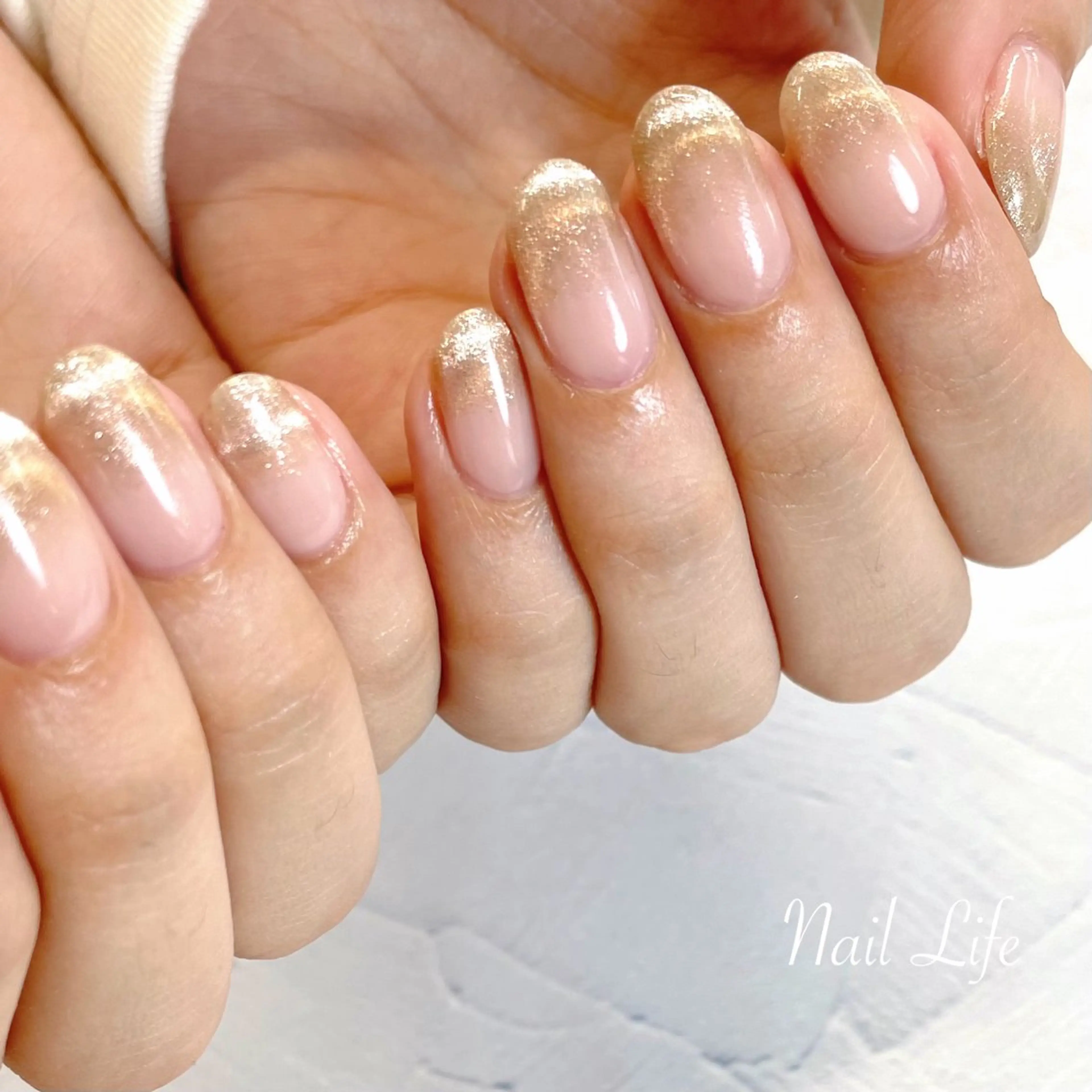 ネイル フレンチネイル マグネットネイル マグネットフレンチ 大嶋 めぐみのネイルデザイン