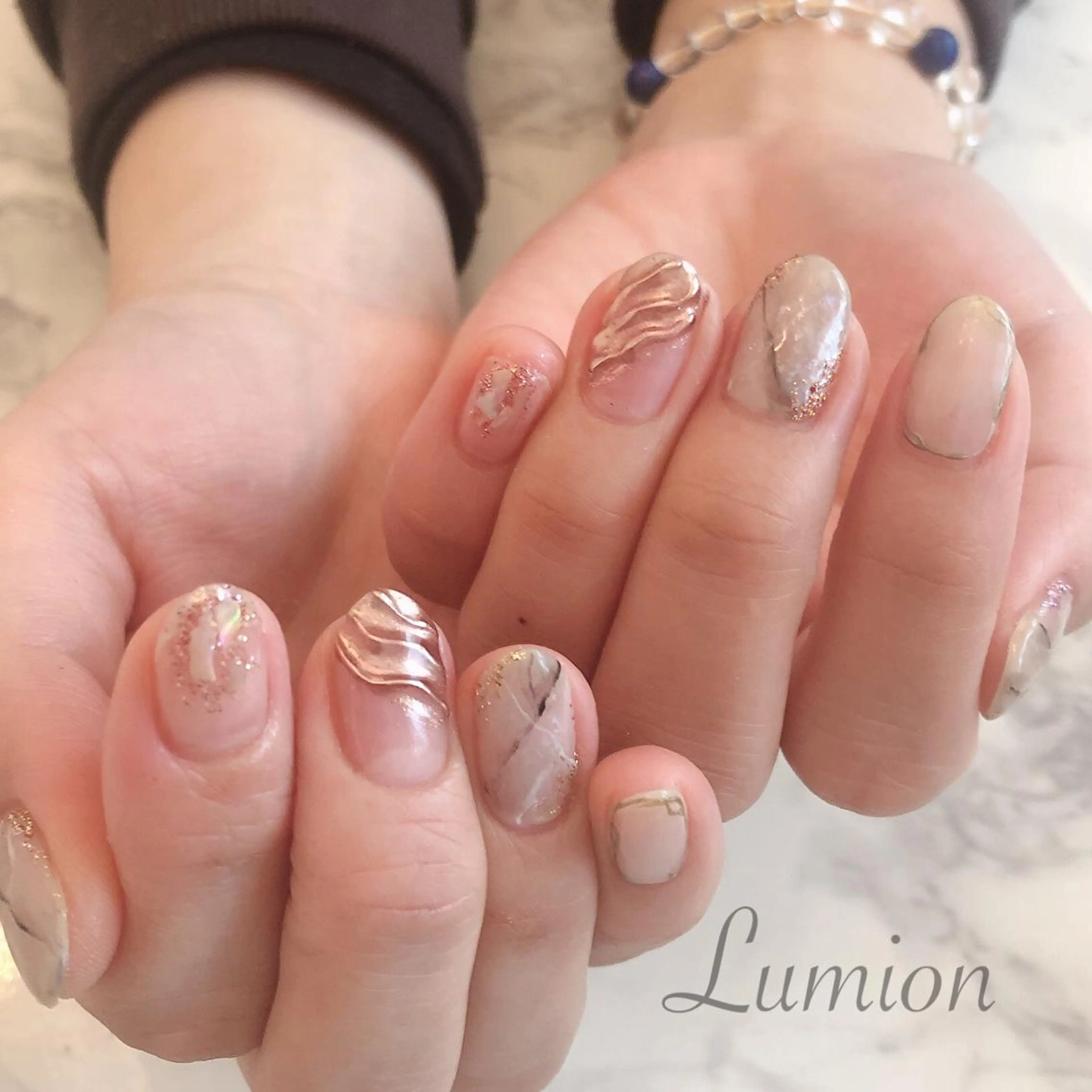 ネイル 大理石ネイル(マーブル) 菊地 美沙斗のネイルデザイン