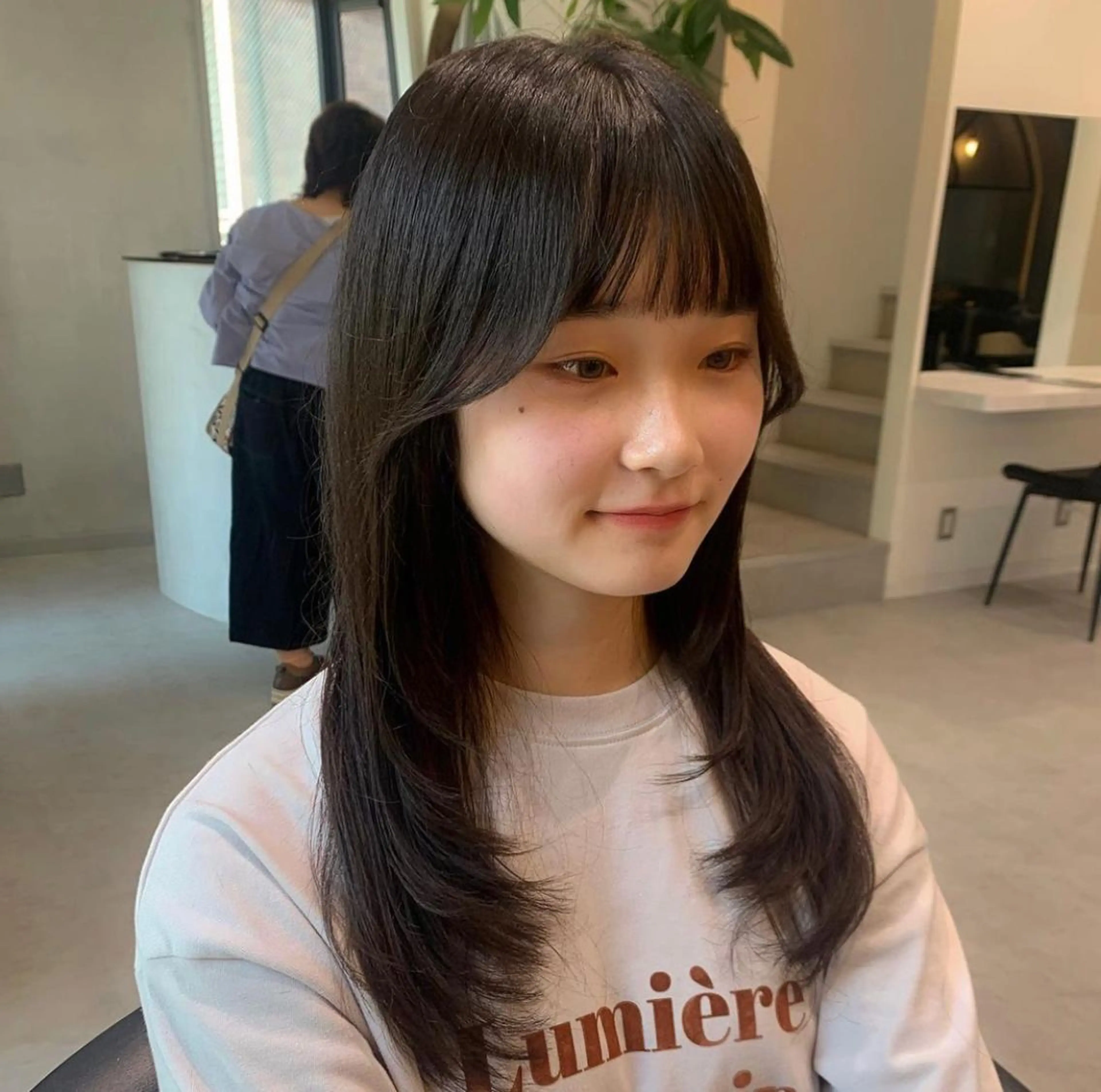 セミロング カット ヘアカラー トリートメント 🤍aimi🤍 ウルフ/韓国ヘアのヘアスタイル